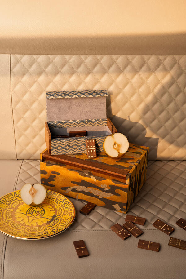 Fortuny Dominoes Set