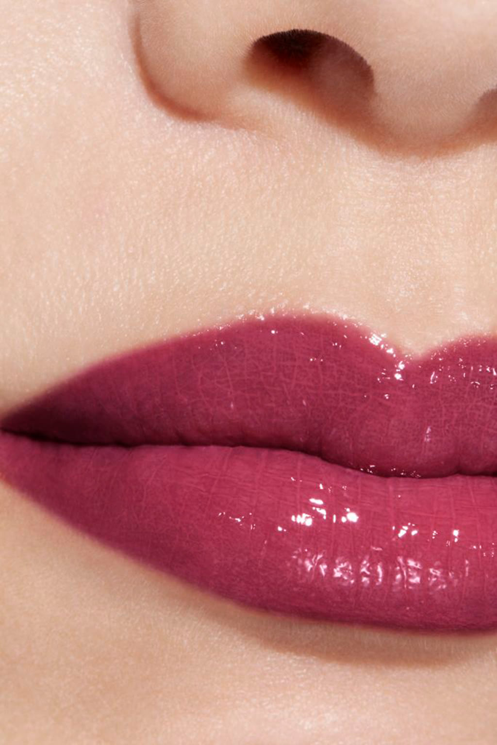 أحمر شفاه ROUGE COCO FLASH Colour, Shine, Intensity In A Flash