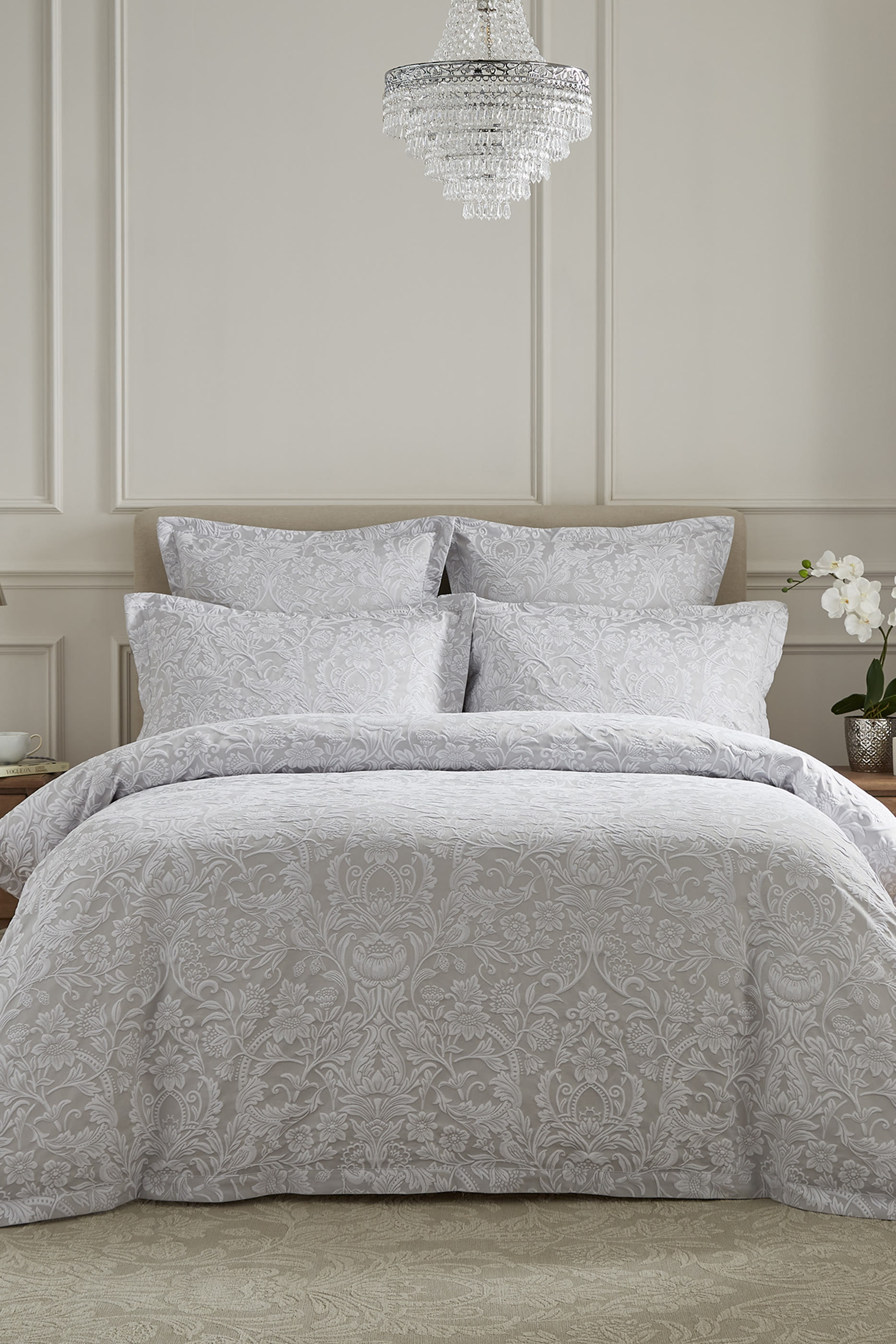 Winchester Duvet Cover & Pillowcase Set