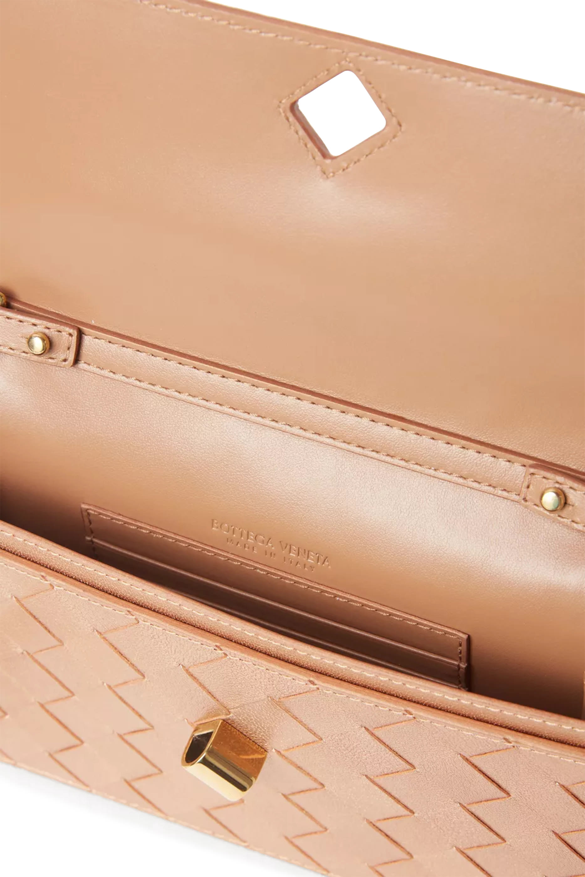 Andiamo Chain Pouch