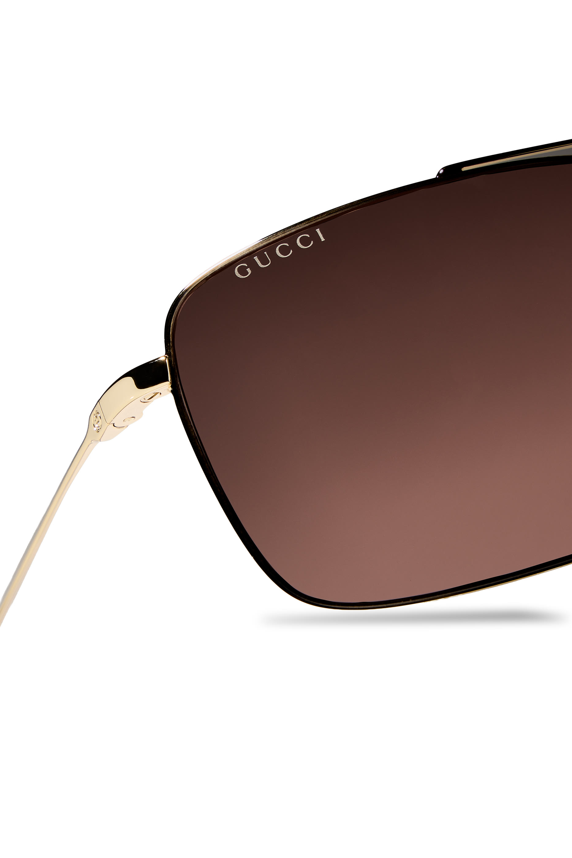 Sunglasses with a Navigator-Style Frame and Low Nose Bridge 