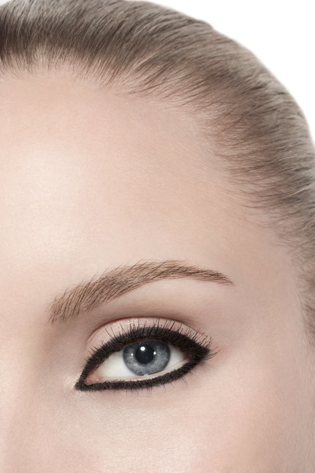 قلم ذو ثبات طويل لتحديد محيط العينين ورسمه STYLO YEUX WATERPROOF