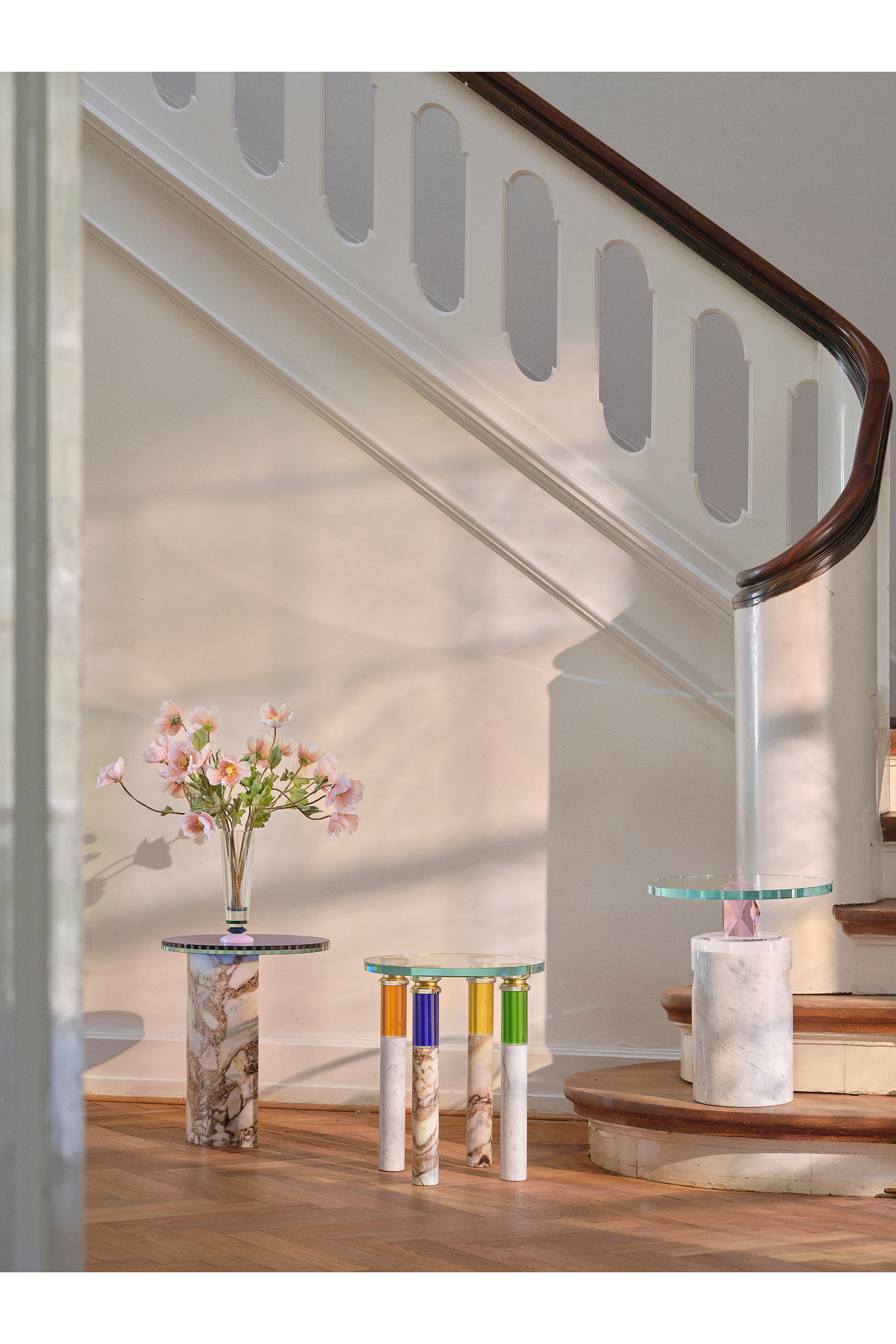 Capri Pedestal