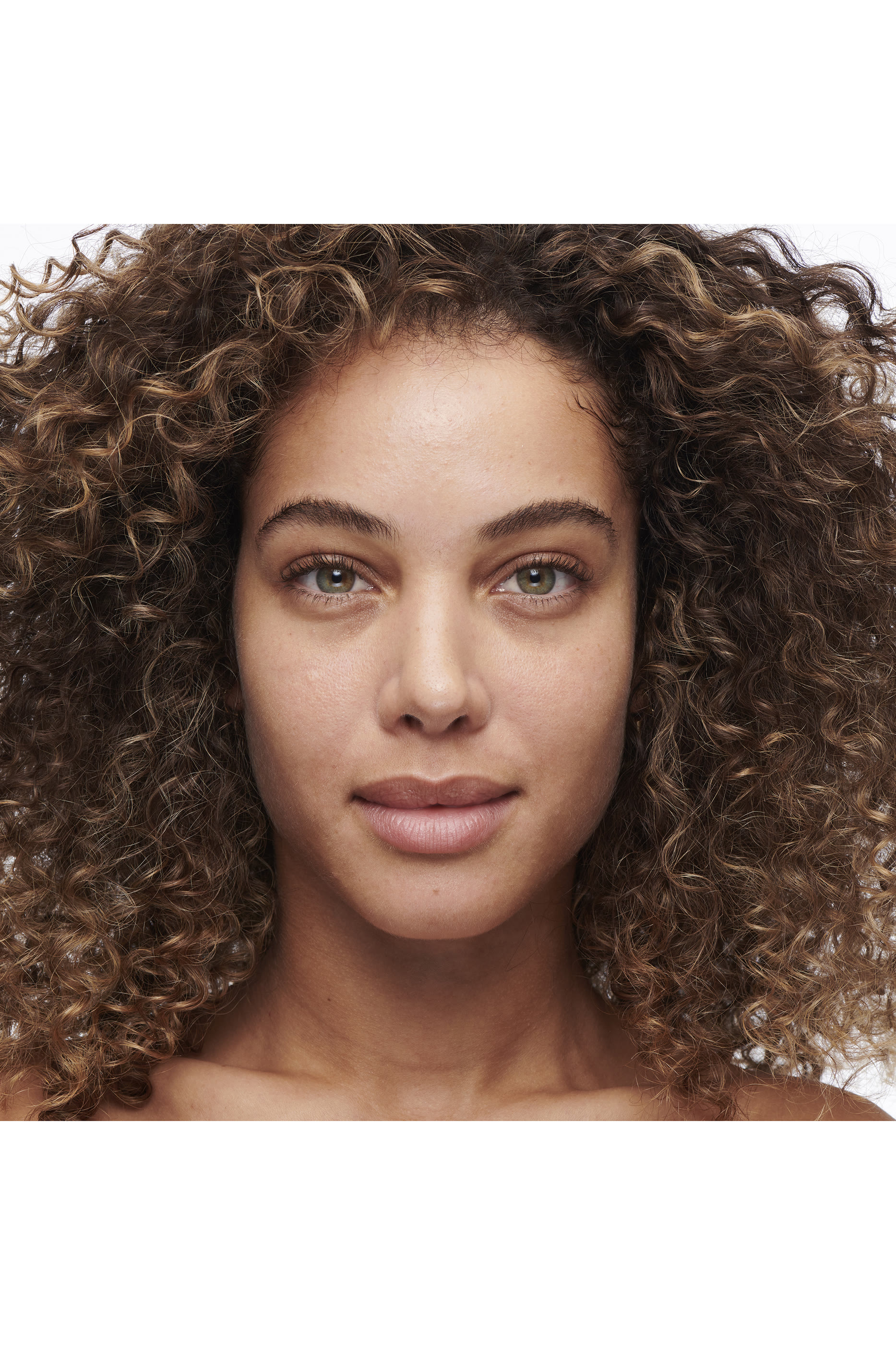 Studio Radiance Serum Powered Concealer