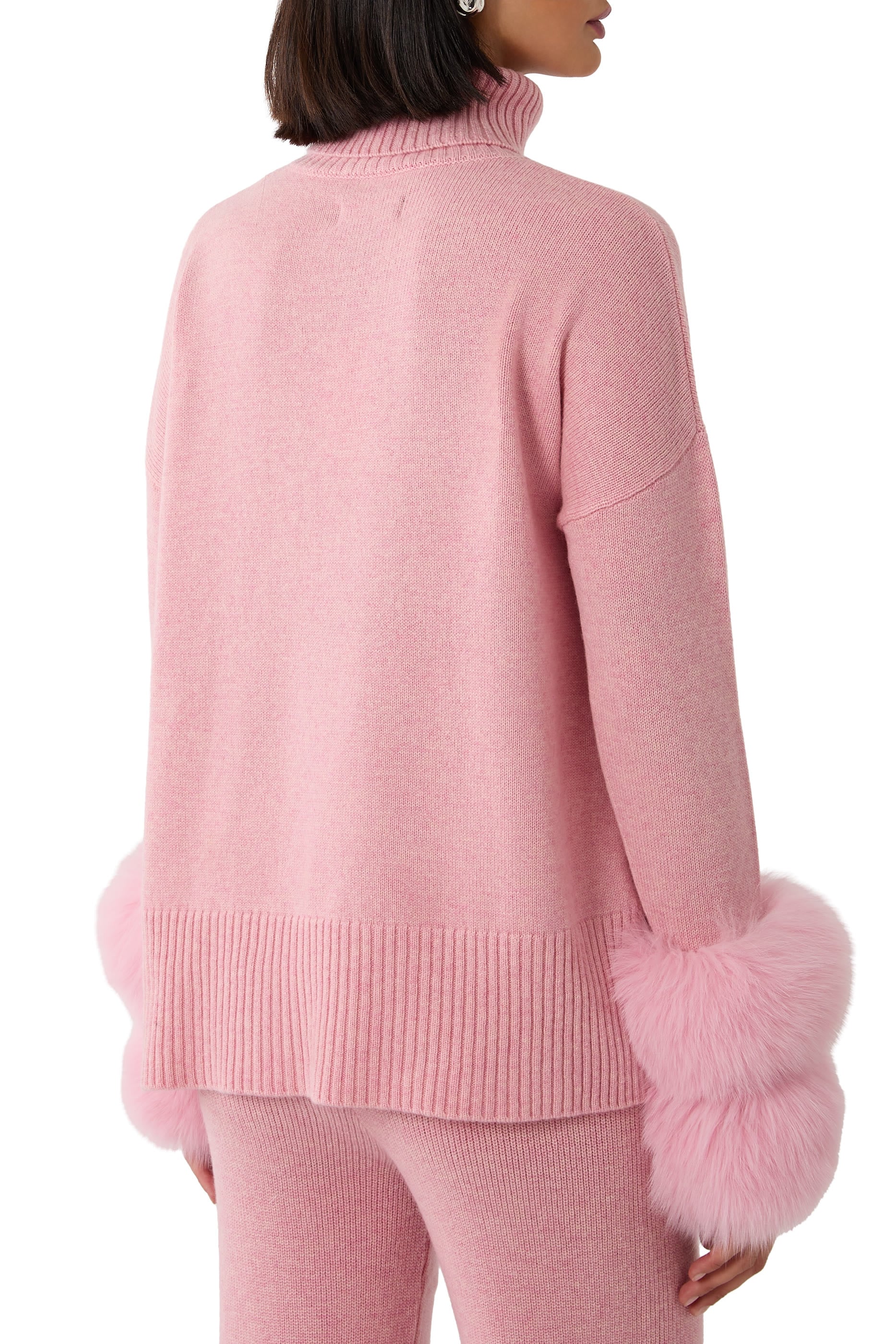 Cropped Roll Neck Sweater with Double Ring Fox Cuffs 