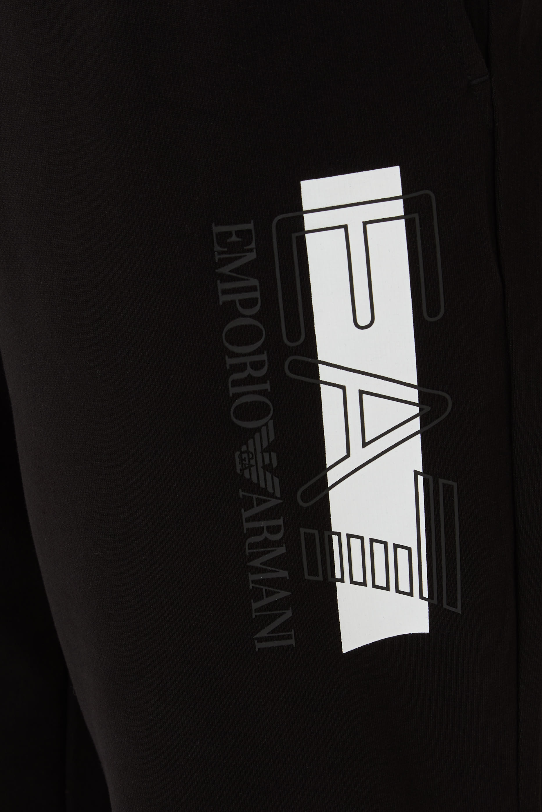 EA7 Joggers