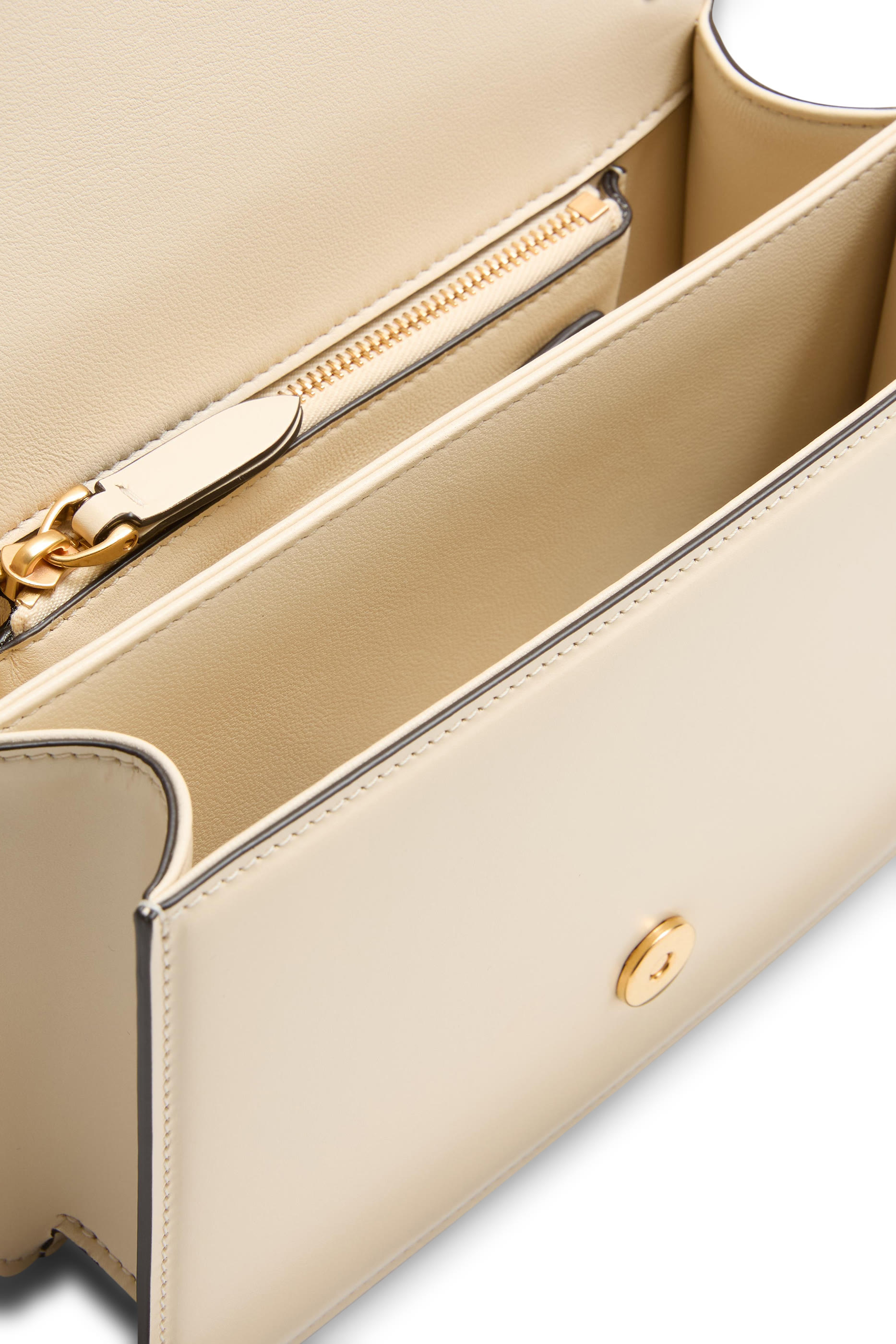  Vain Shoulder Bag
