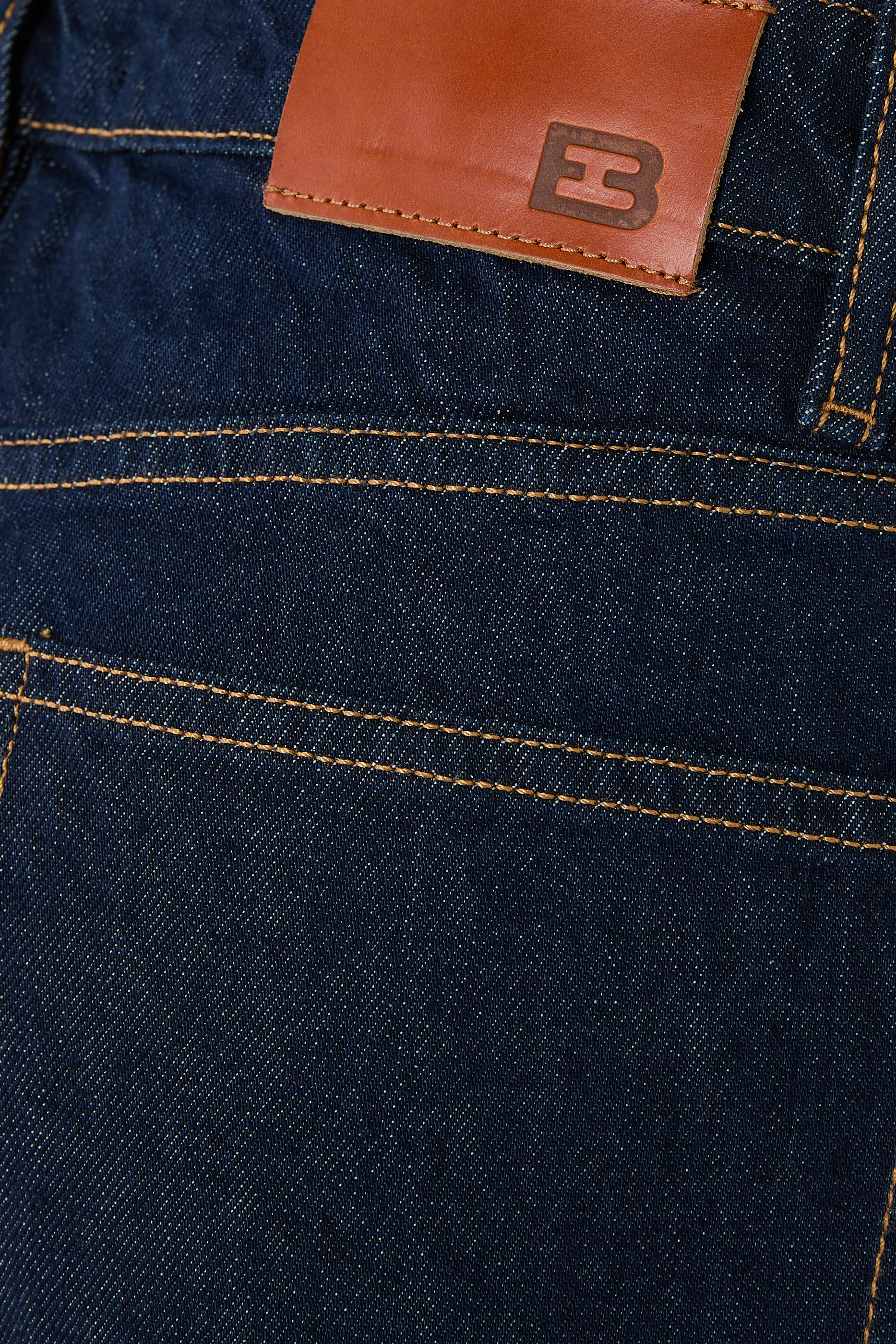 Alida Loose Bowed Jeans