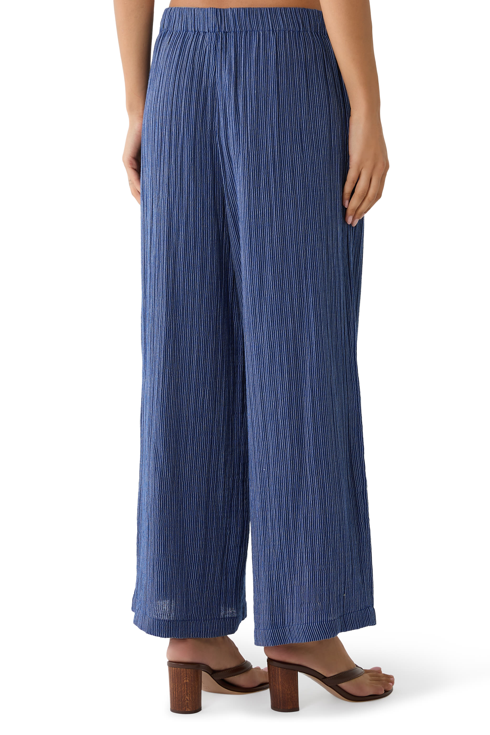 بنطال مخطط بقصة ساق واسعة