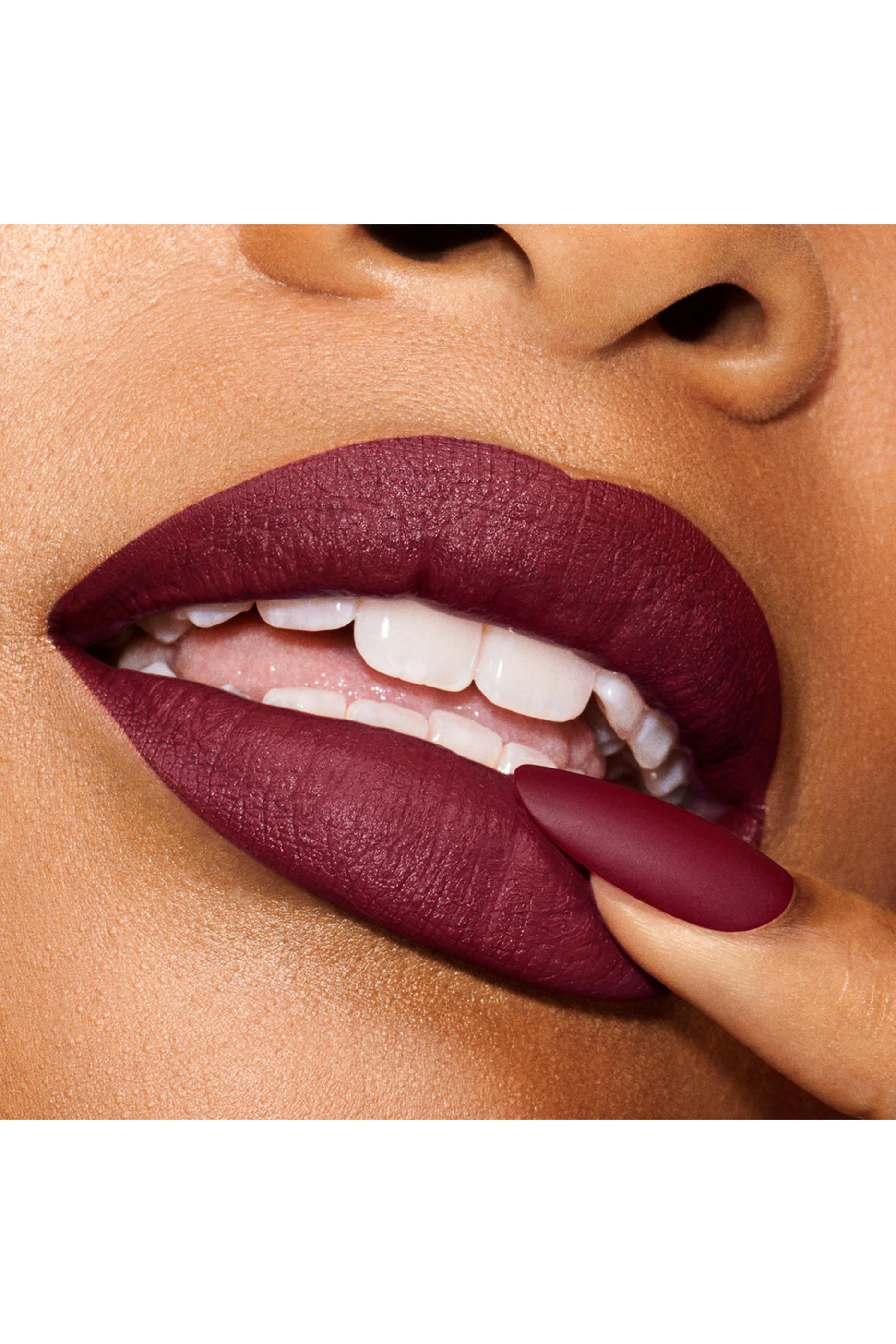 Pure Color Explicit Silk Matte Lipstick