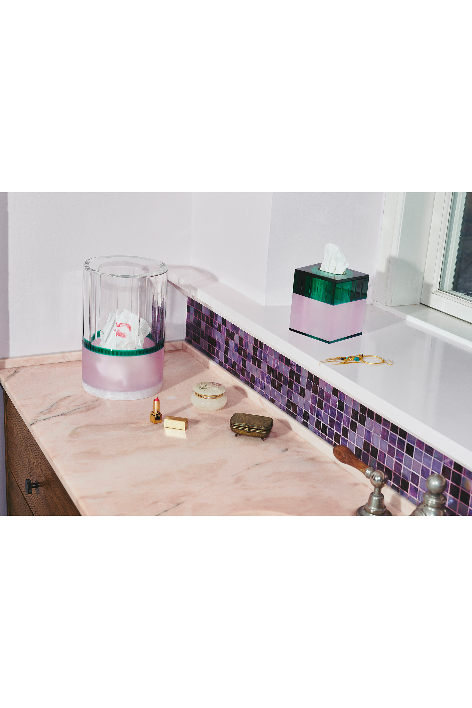 Glossy Tissue Box