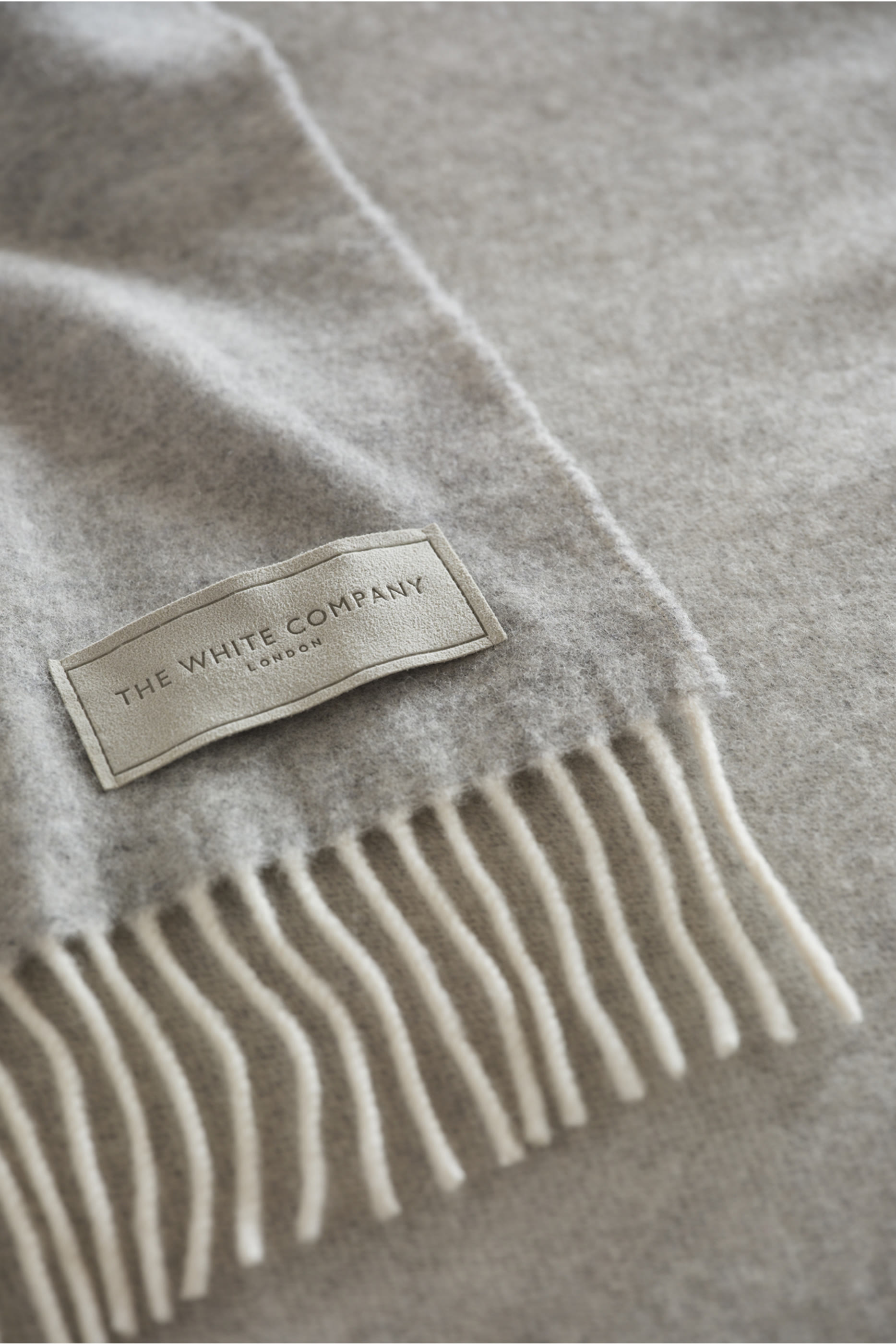Luxury Wool-Cashmere Throw