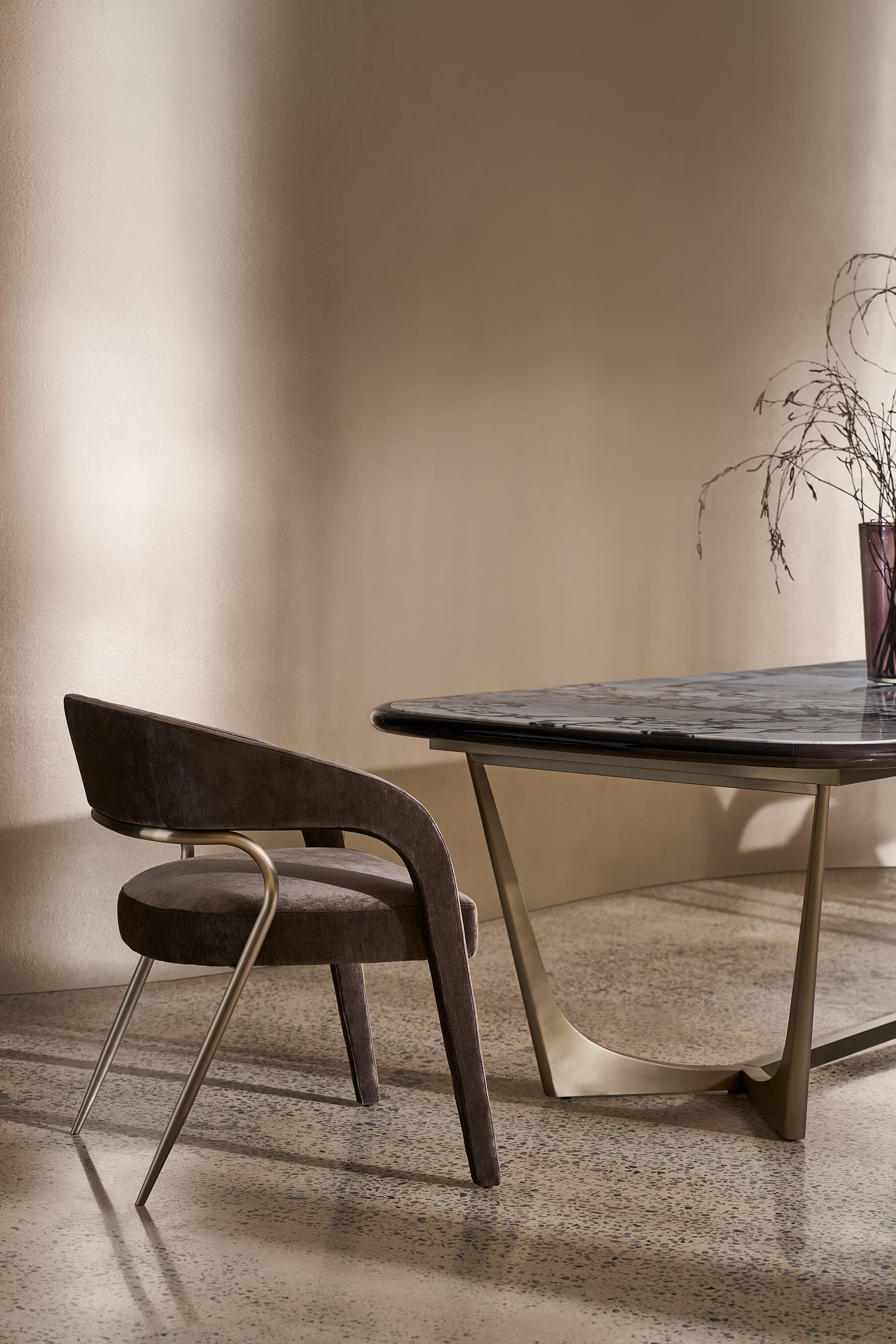 Vena Dining Table