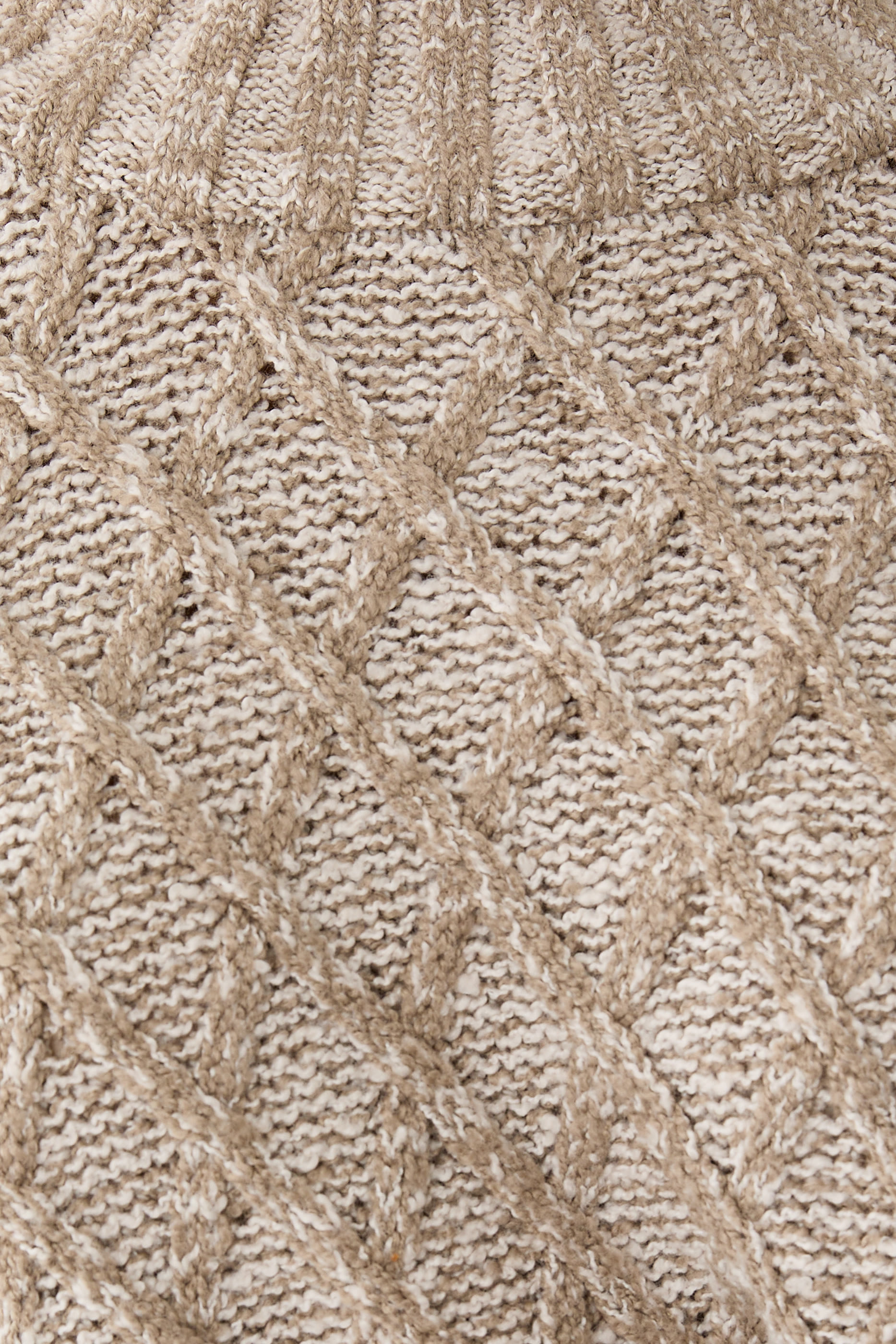 Boucle Fluff Turtleneck