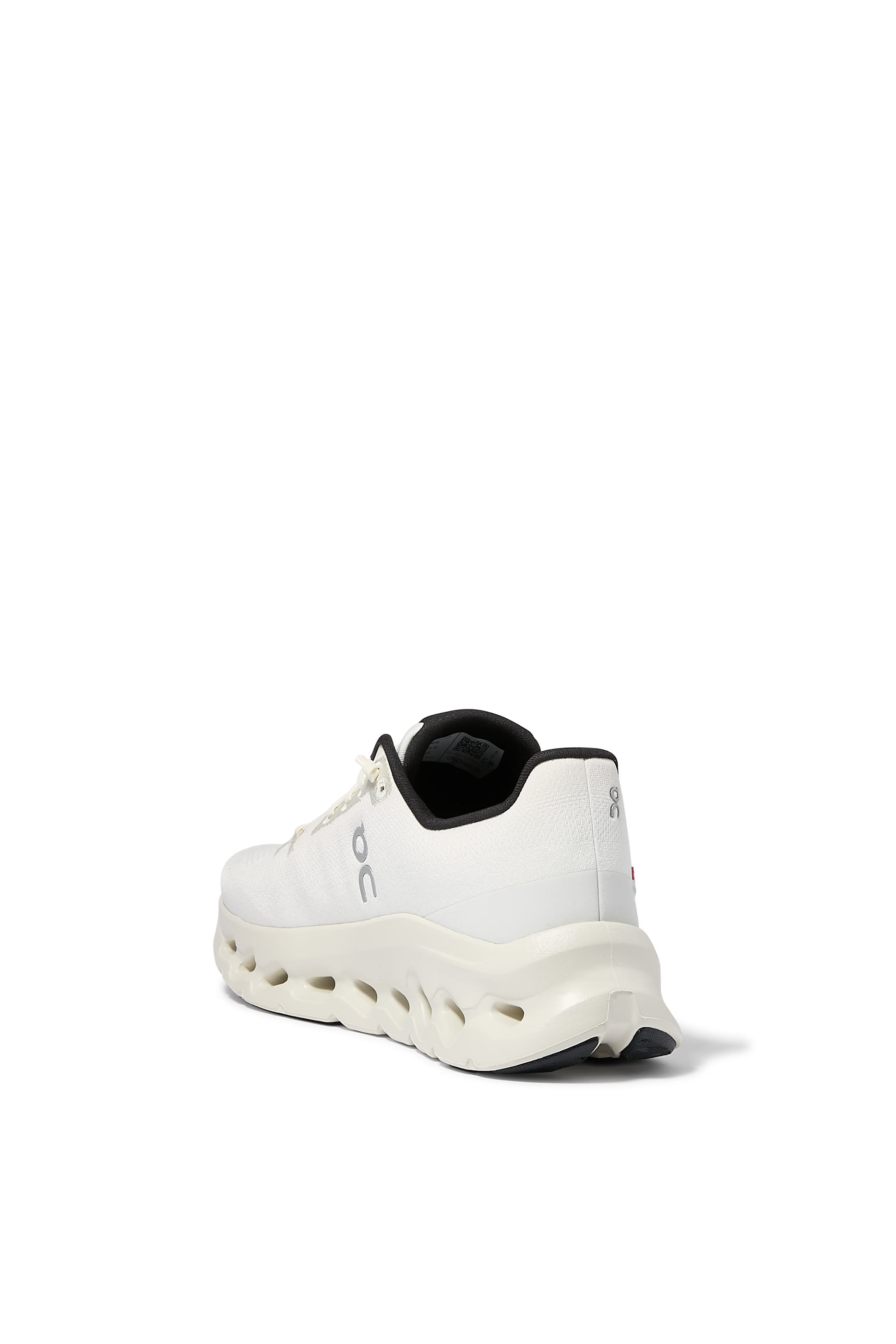 Men Cloudtilt Sneakers