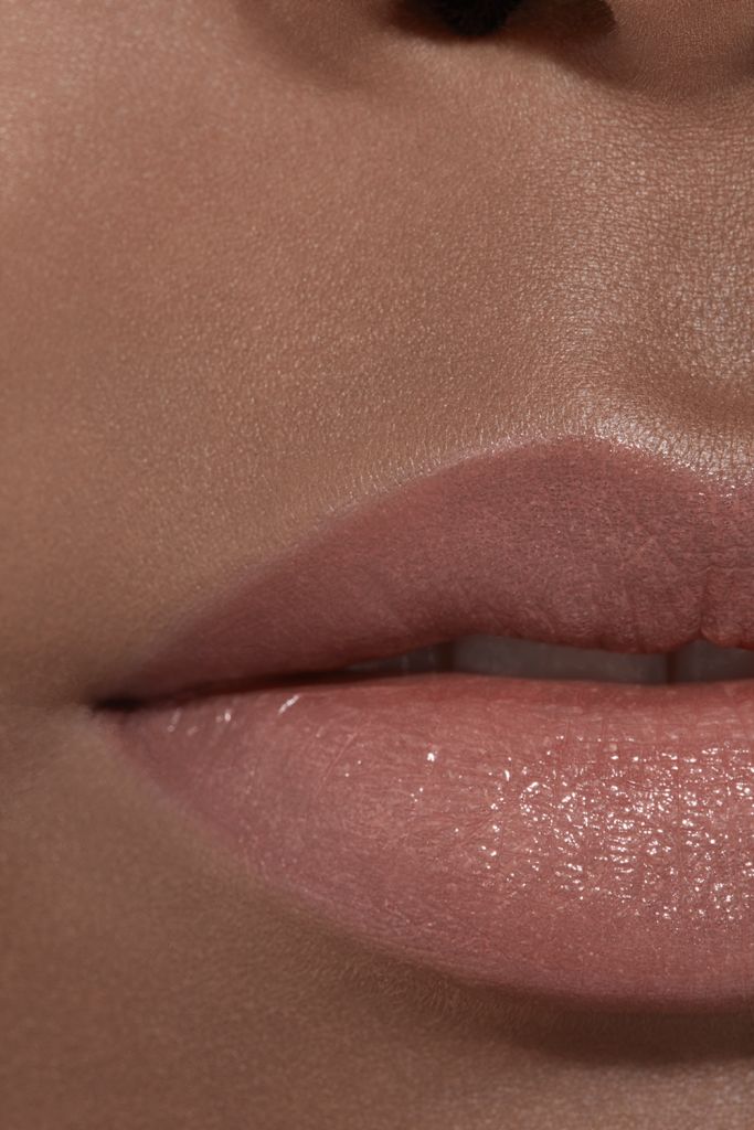 Rouge Allure أحمر الشفاه