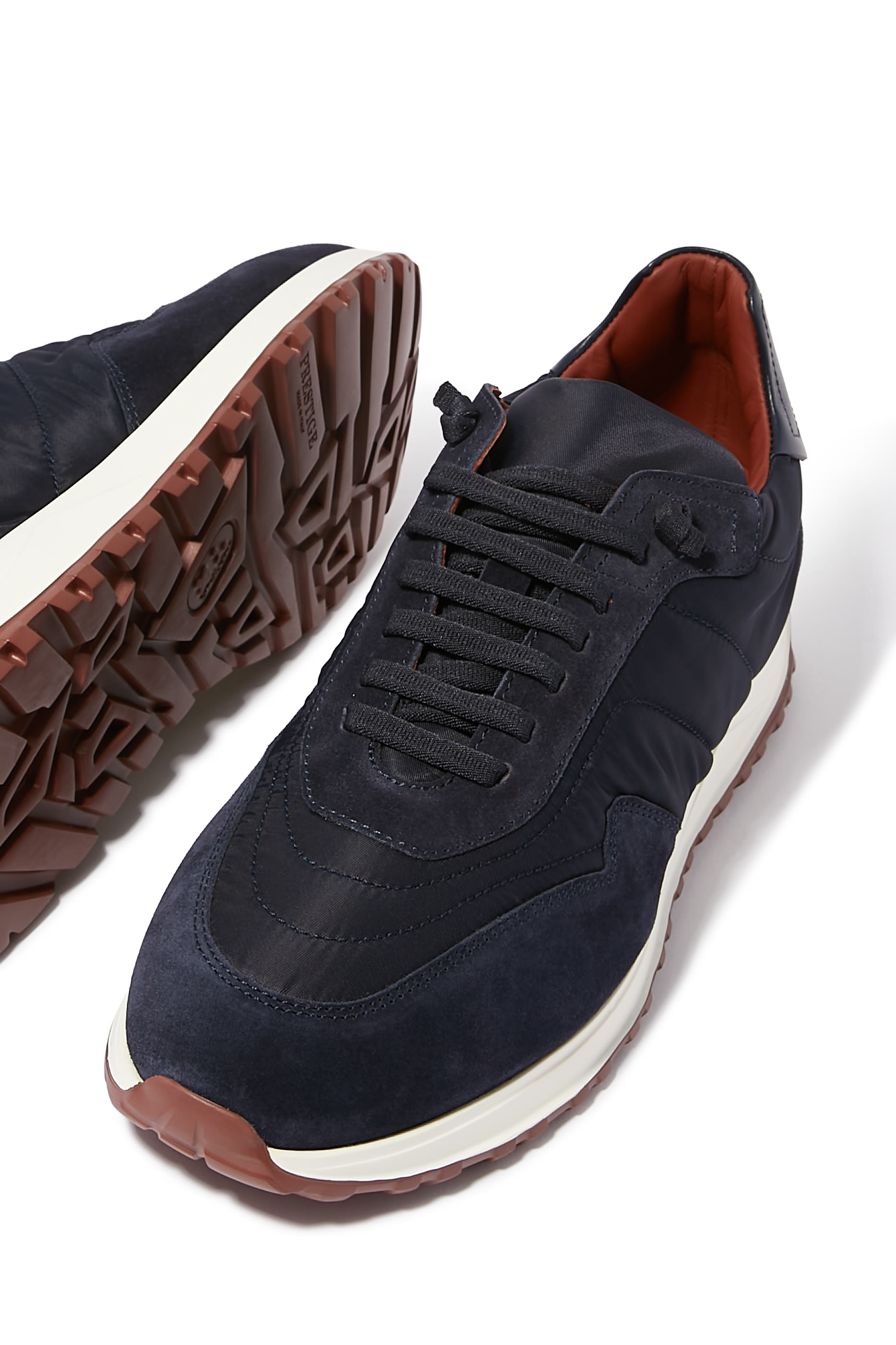 Weekend Walk XL Lux Sneakers