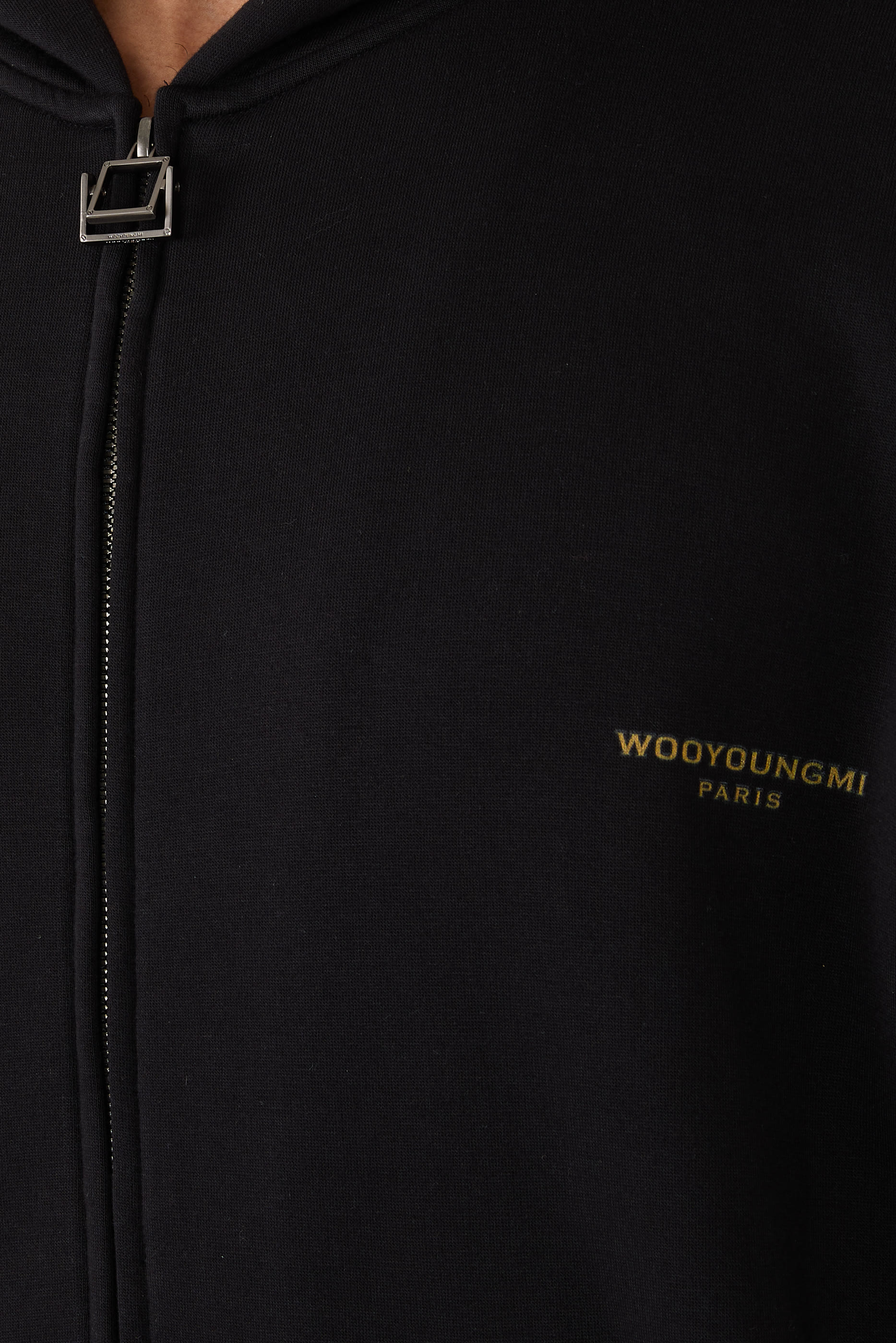  Zip-Up Sweatshirt