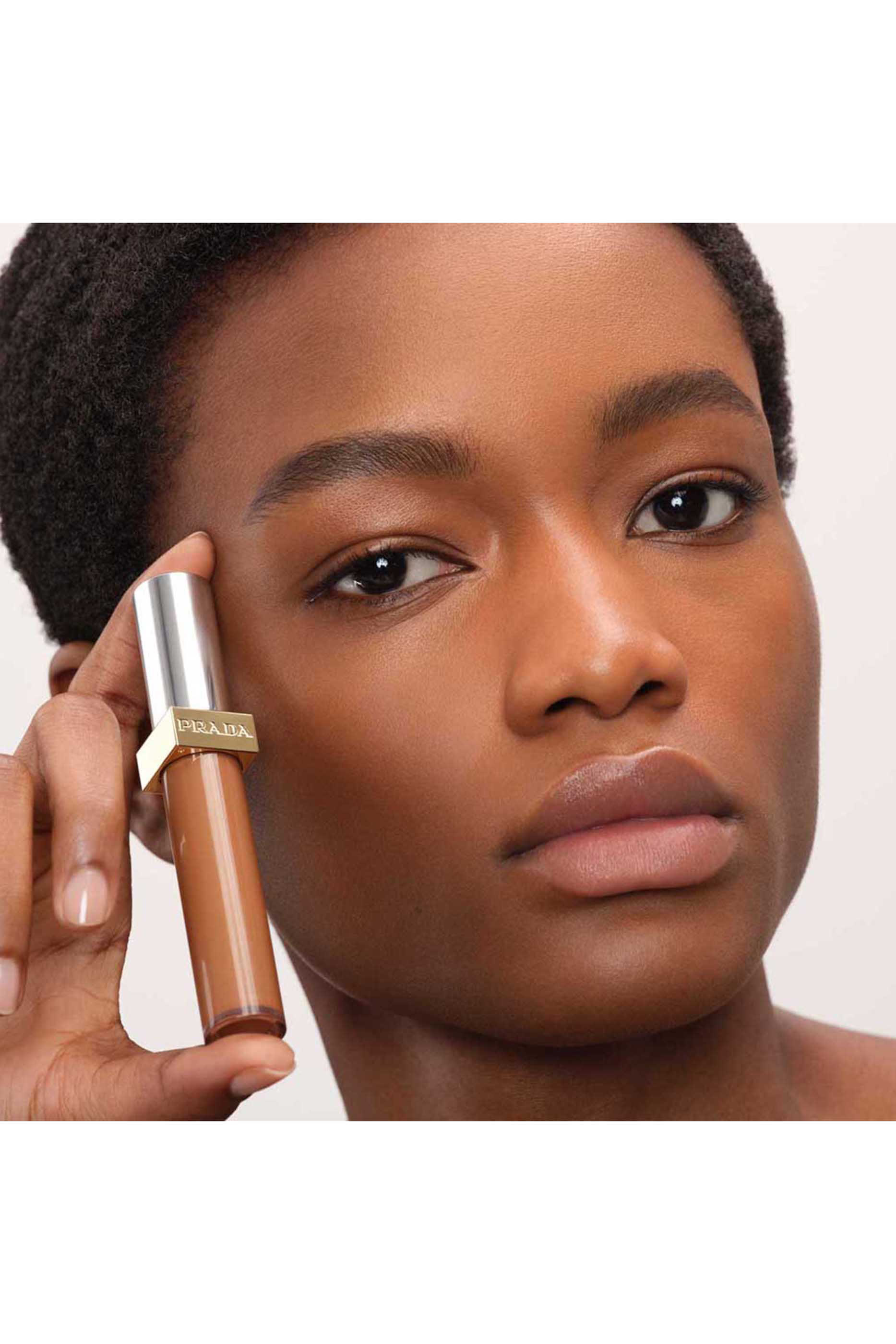 Blurring + Micro-Correcting Concealer