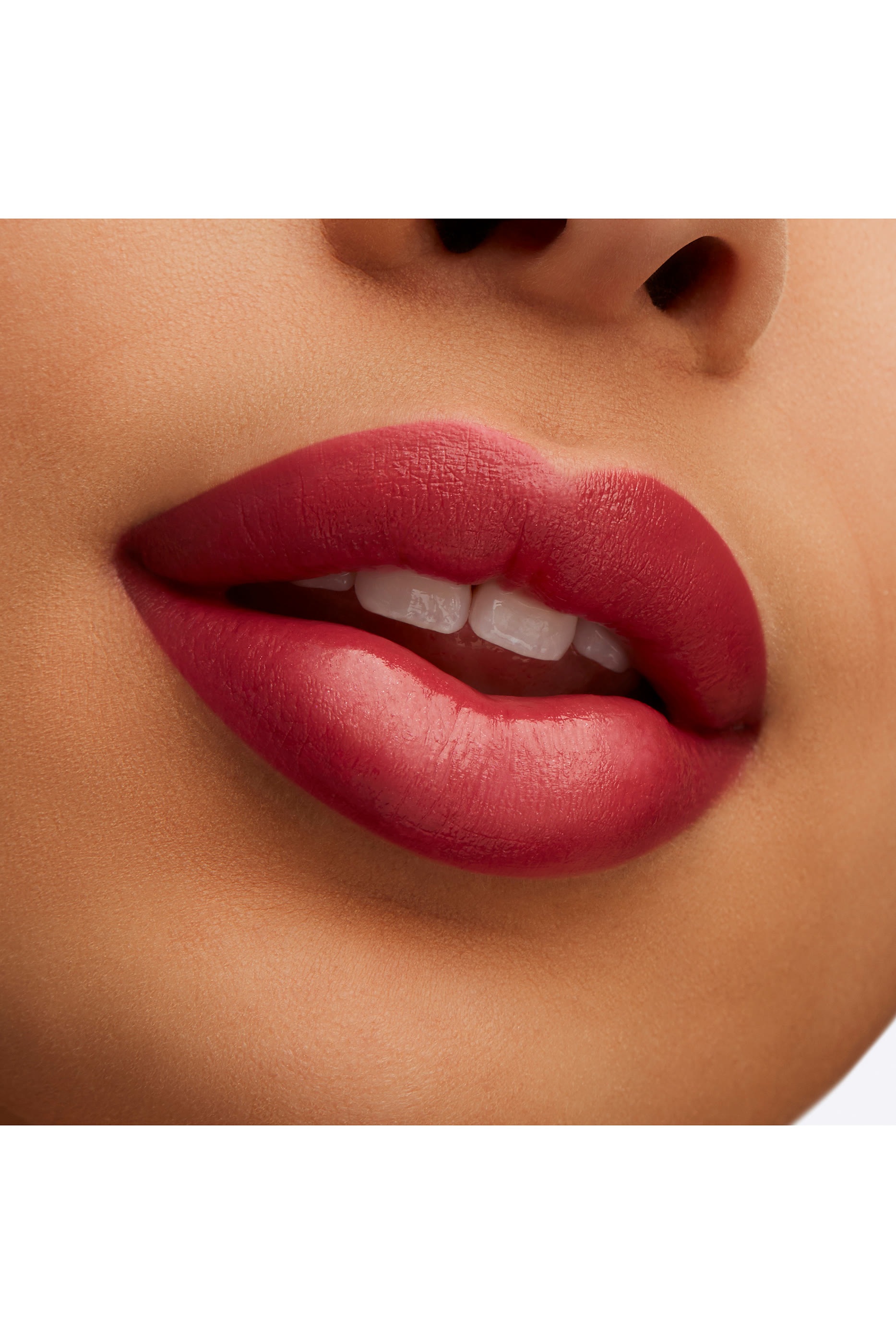 Lustreglass Sheer-Shine Lipstick 