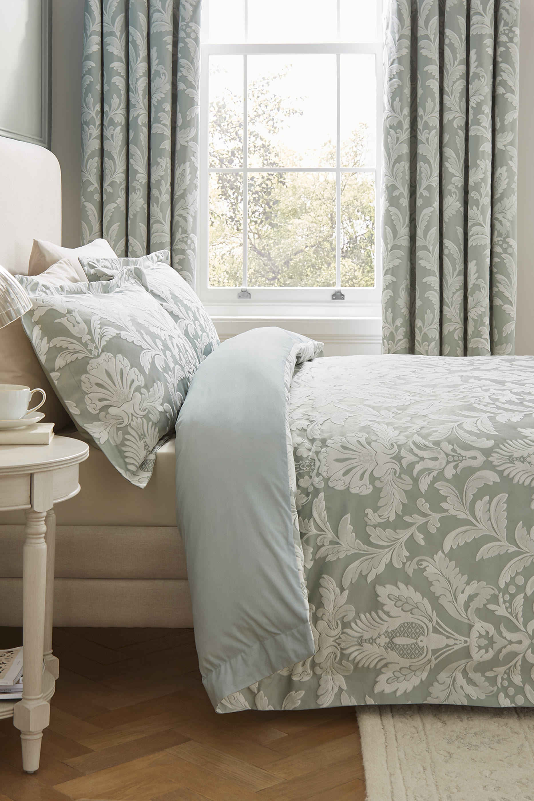 Florence Duvet & Pillowcase Set