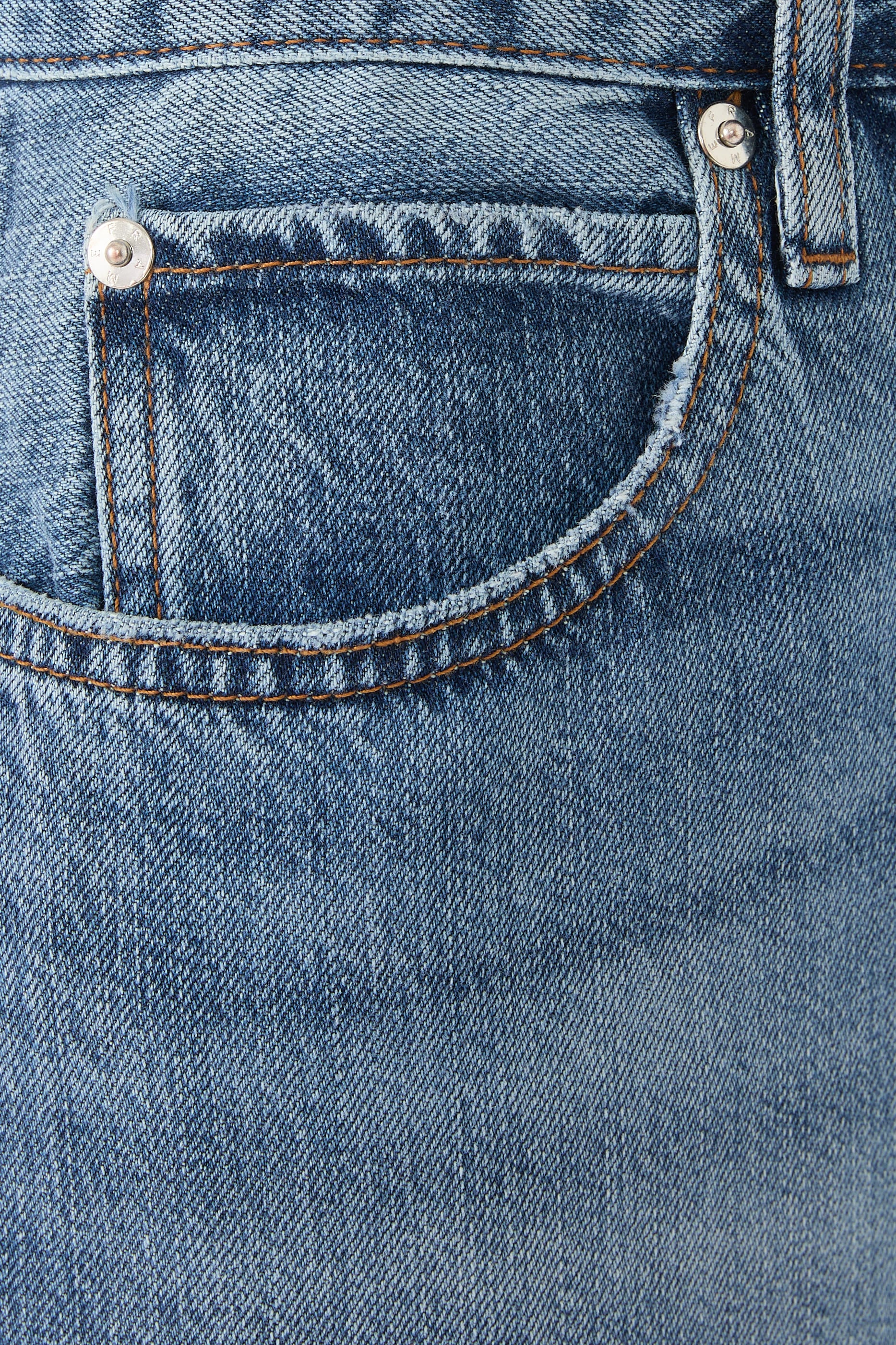 Off Duty Loose Jeans