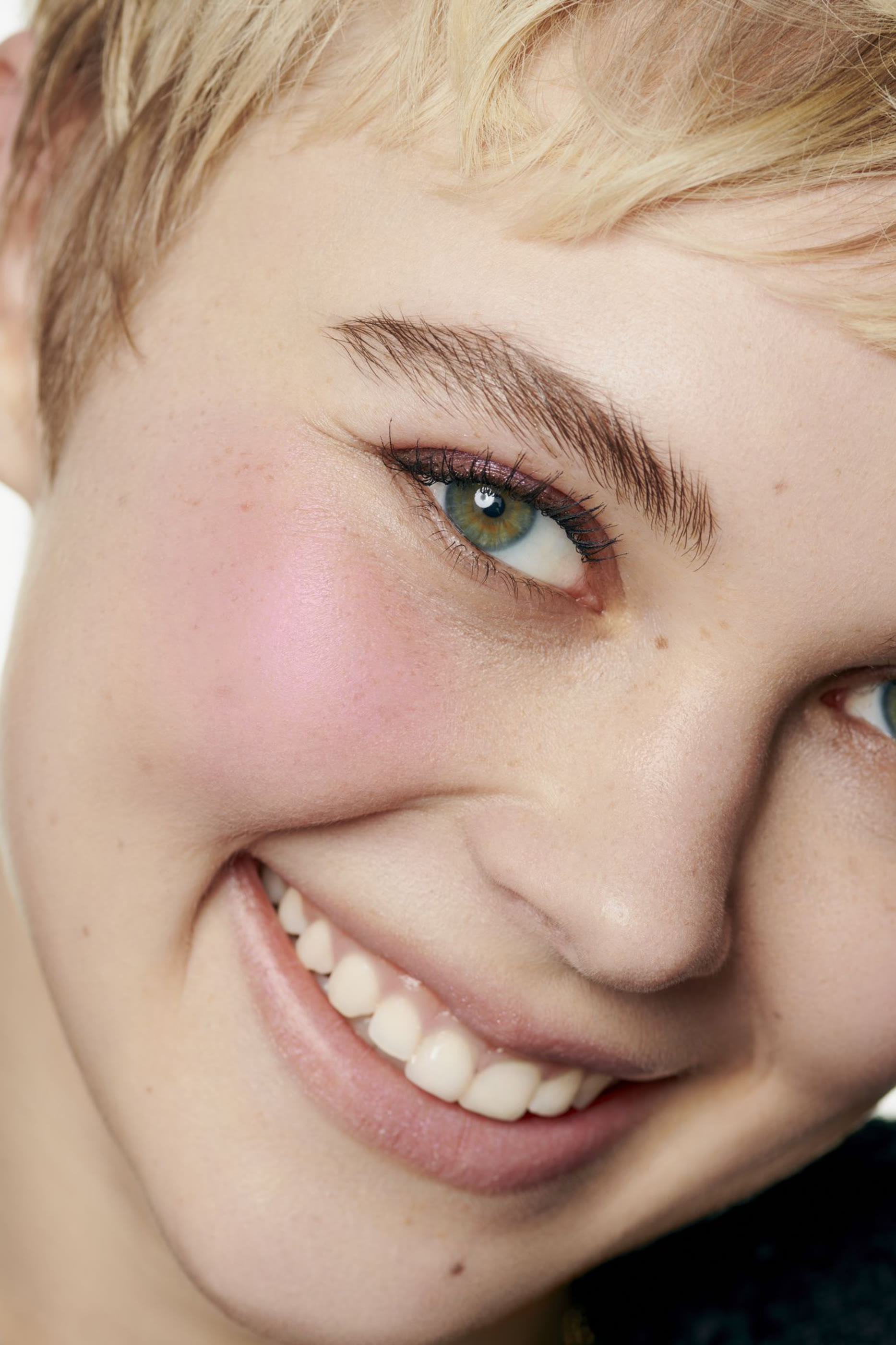 Les Beiges Healthy Glow Blush Exclusive Creation – Fresh Liquid Blush