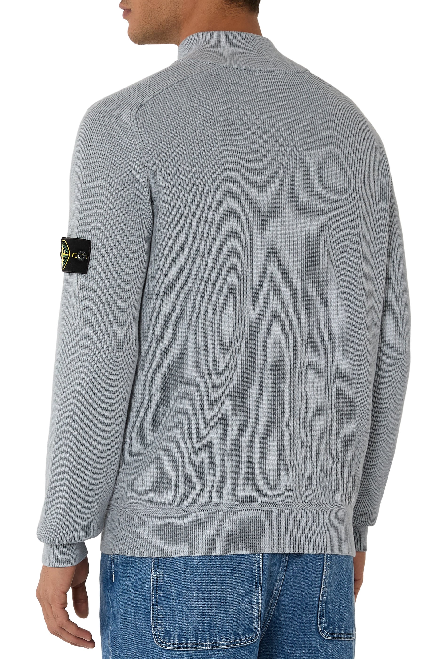 قميص بولو بأكمام طويلة