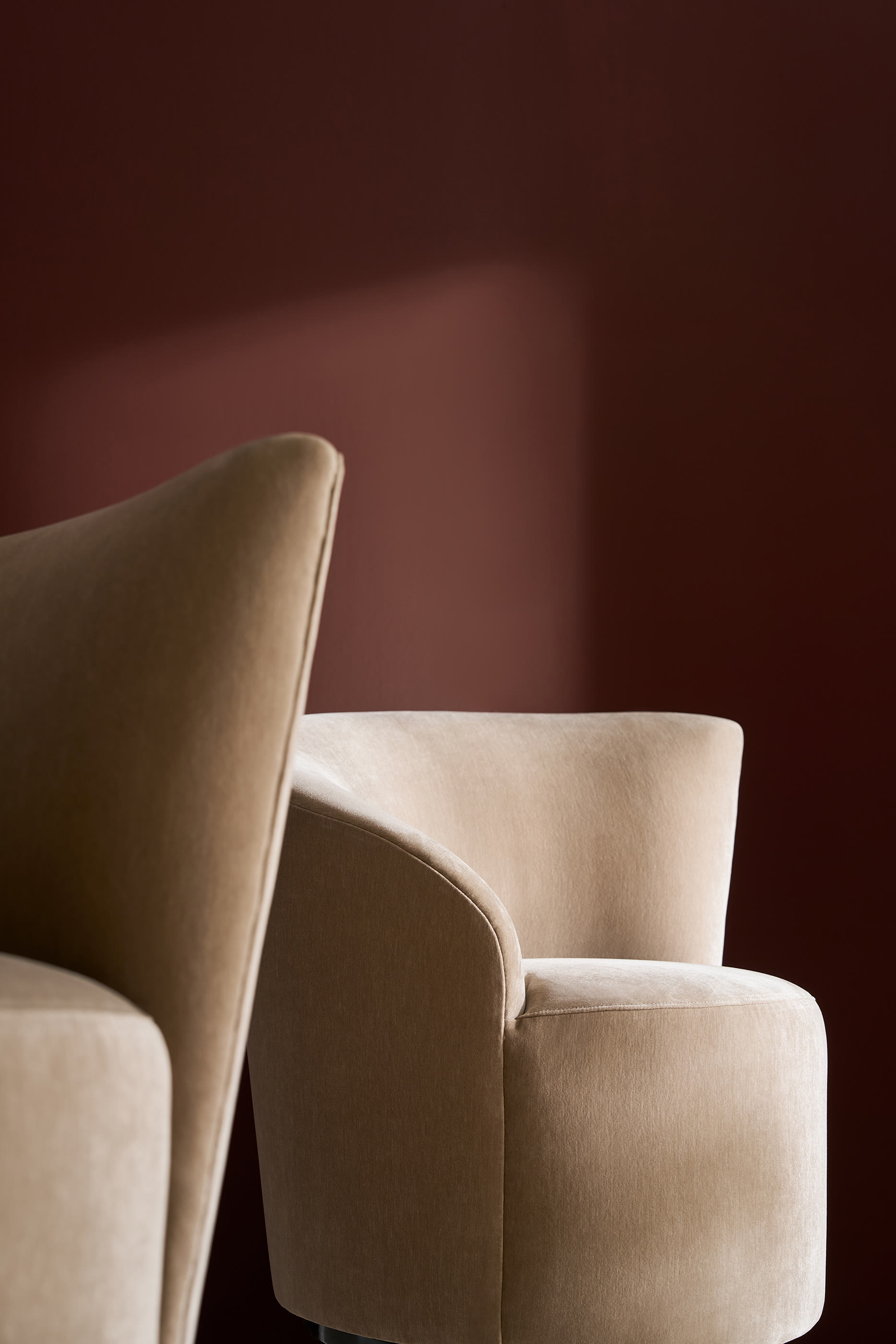 Quasi Swivel Armchair