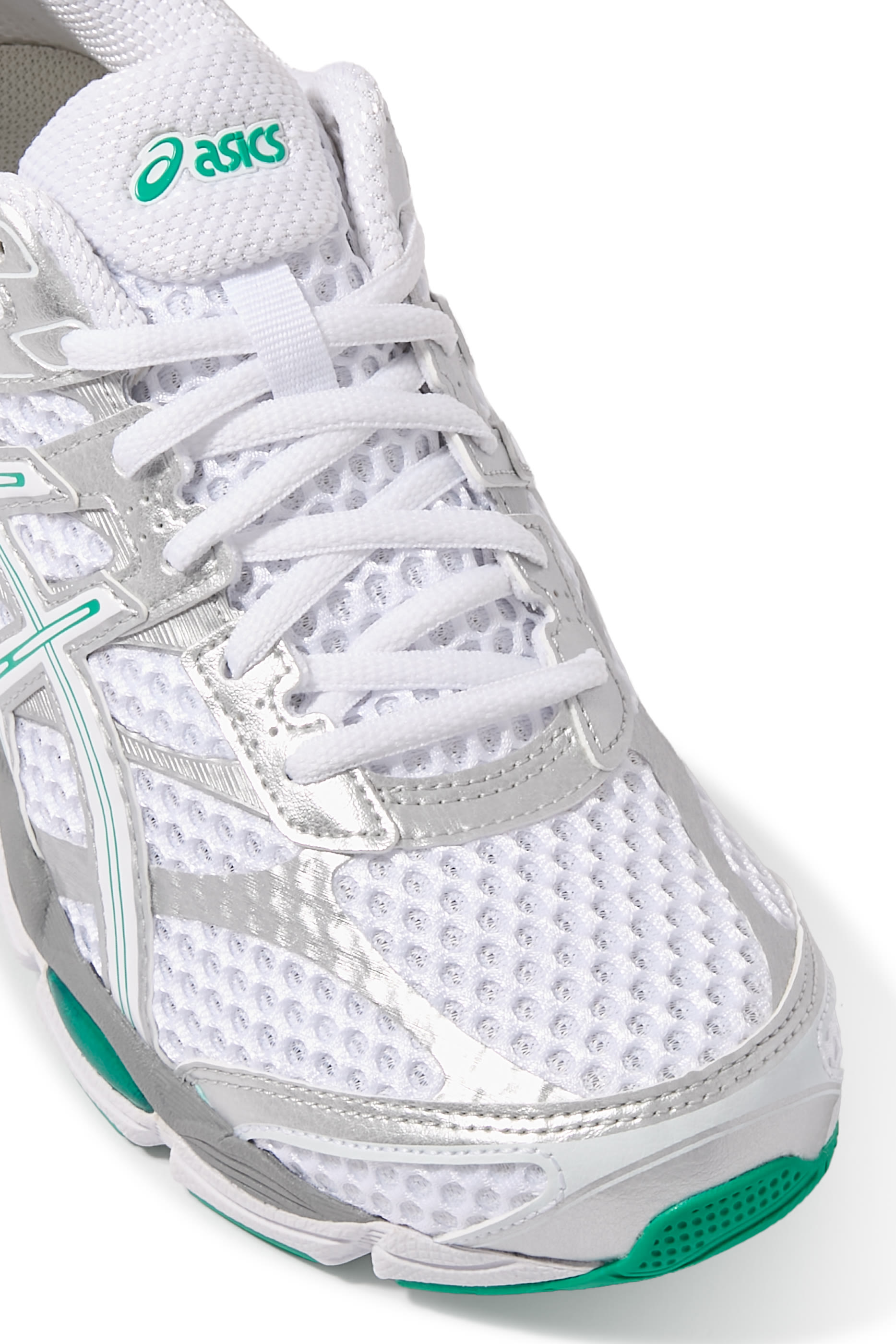GEL-CUMULUS 16 Sneakers