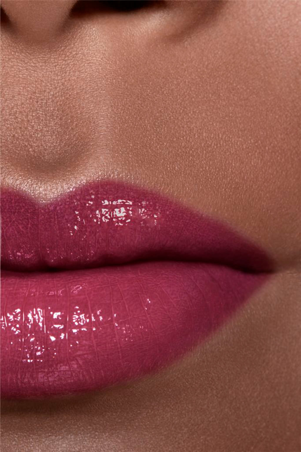 أحمر شفاه ROUGE COCO FLASH Colour, Shine, Intensity In A Flash