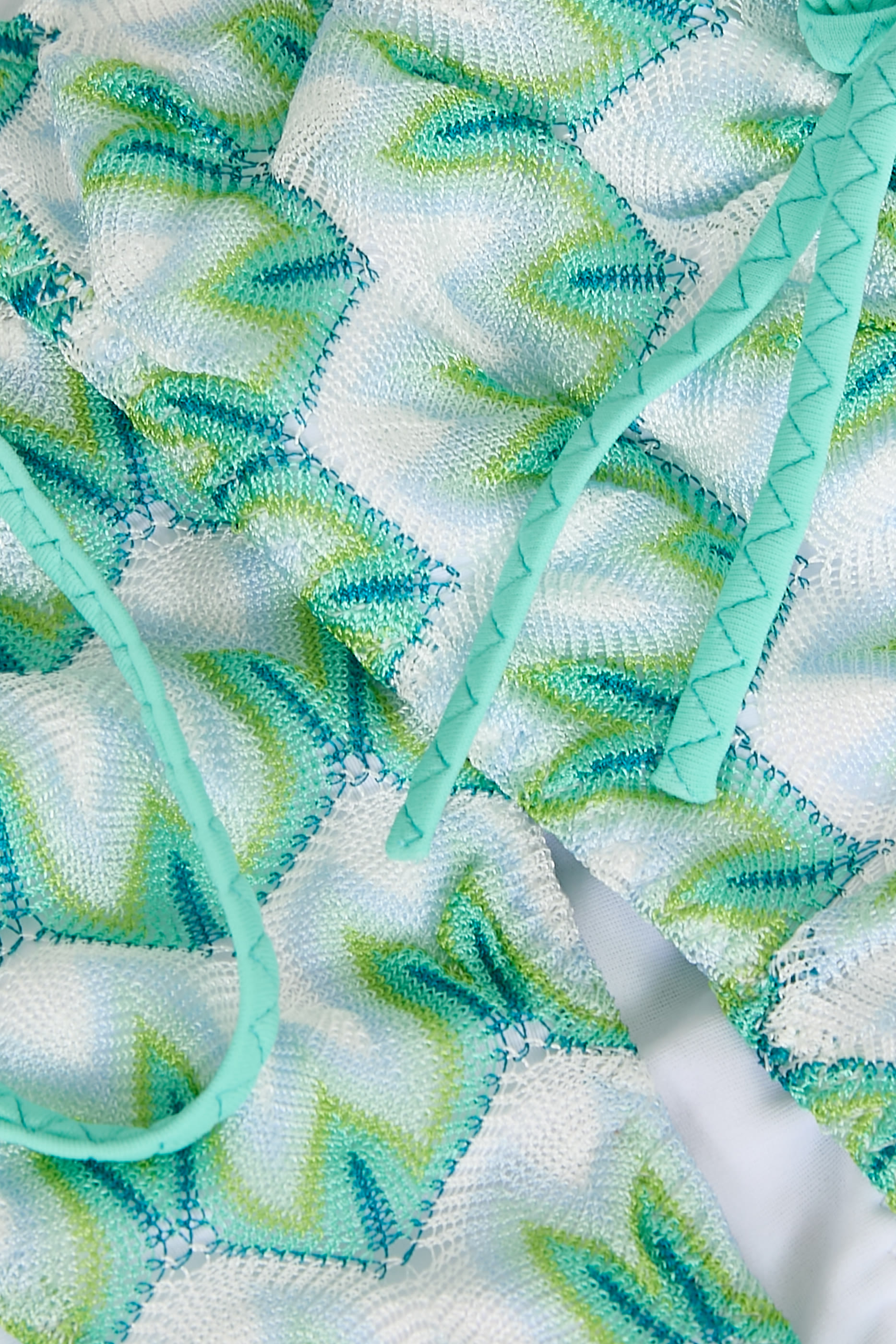 Mare Raschel Floral Lace Triangle Bikini Set