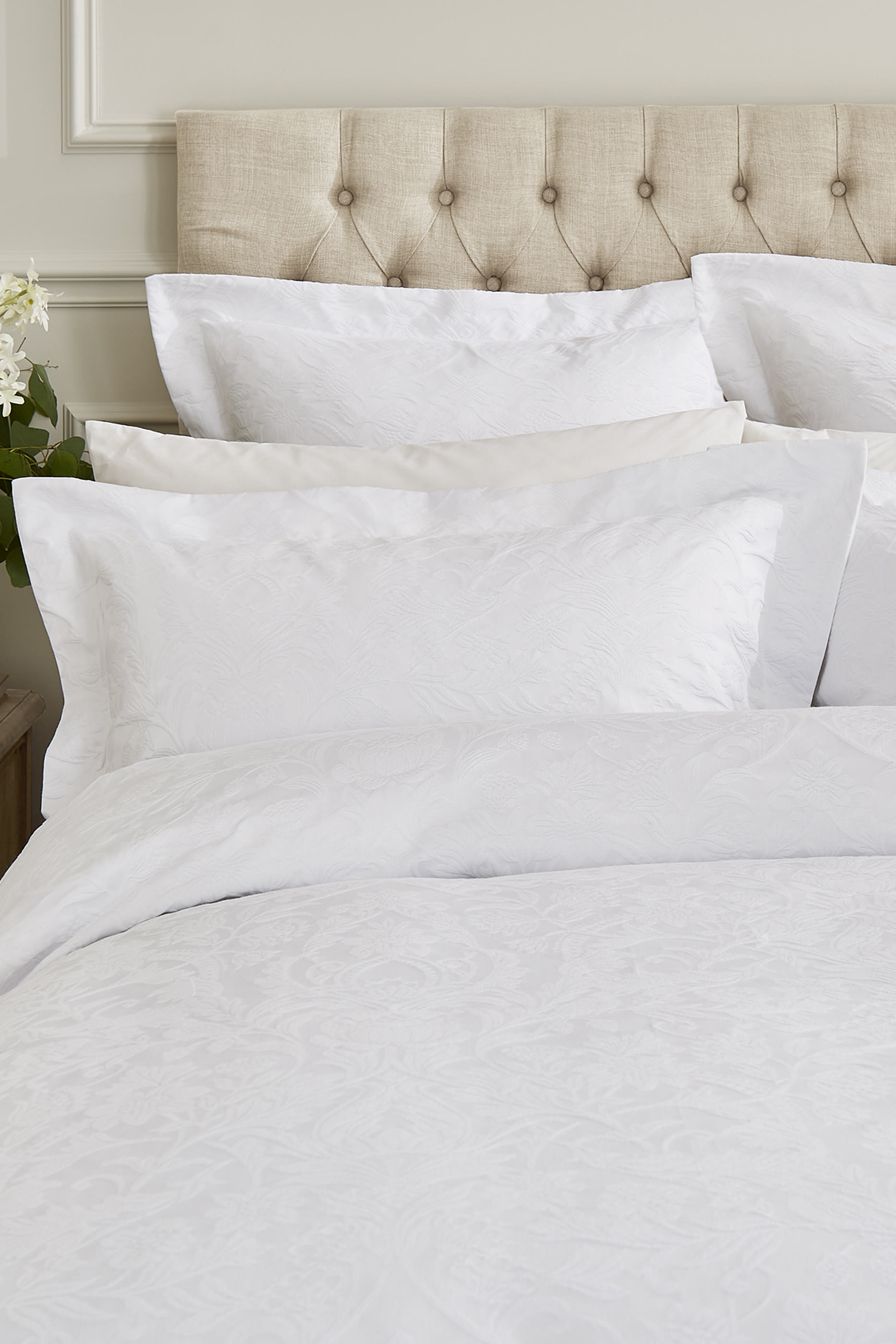 Winchester Duvet Cover & Pillowcase Set