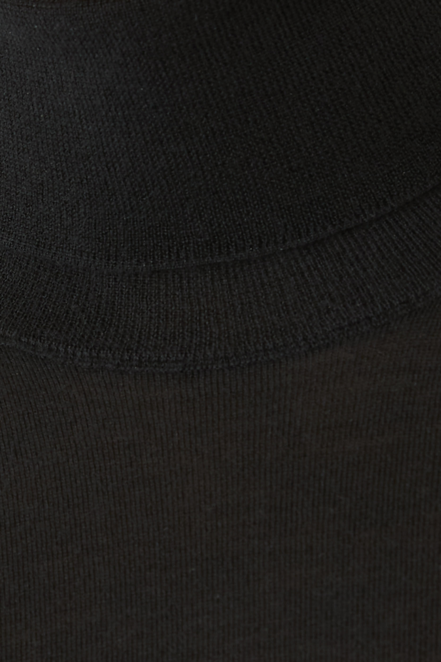  Slim Fit Cashmere & Silk Turtleneck Sweater