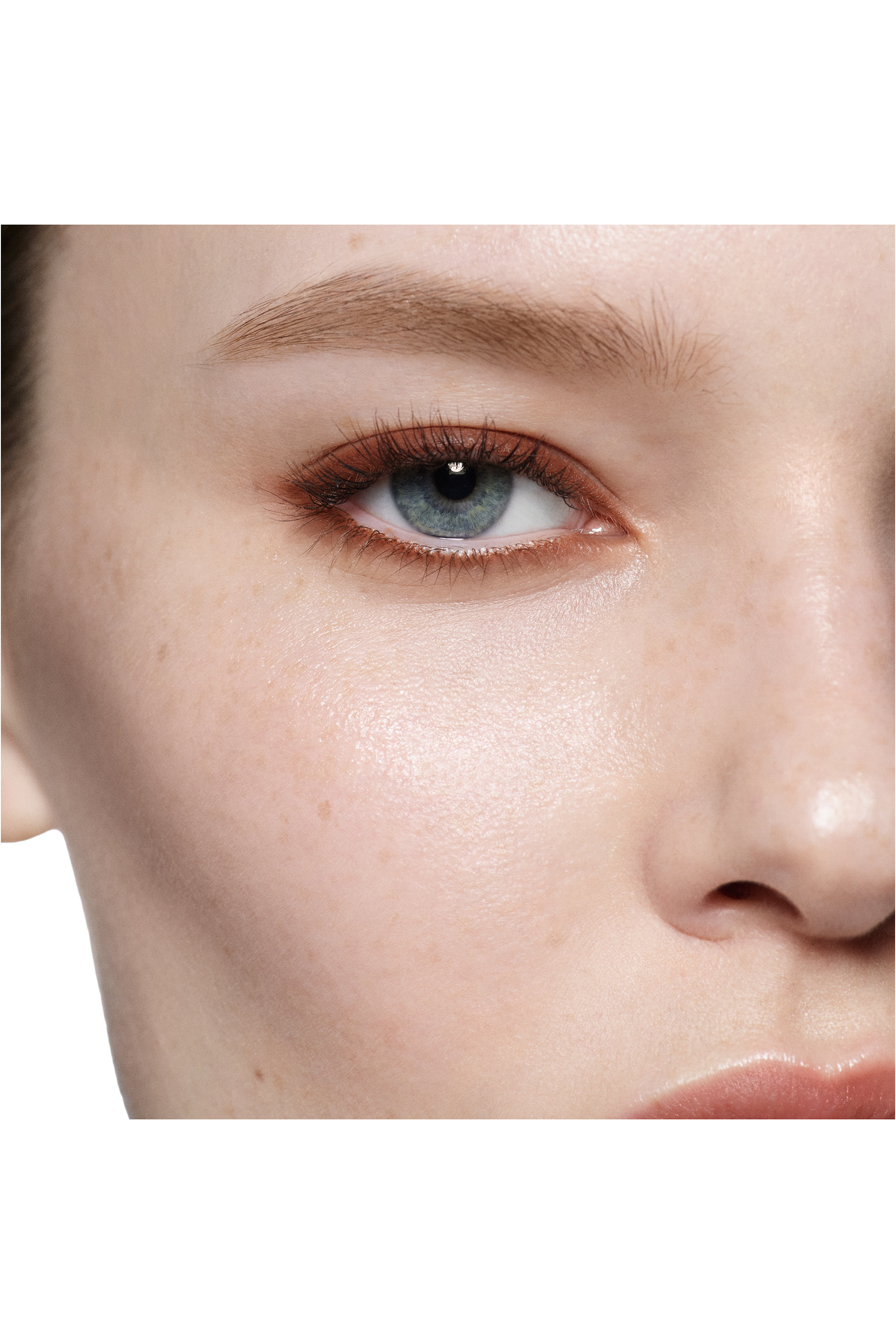 Satin Kajal Liner