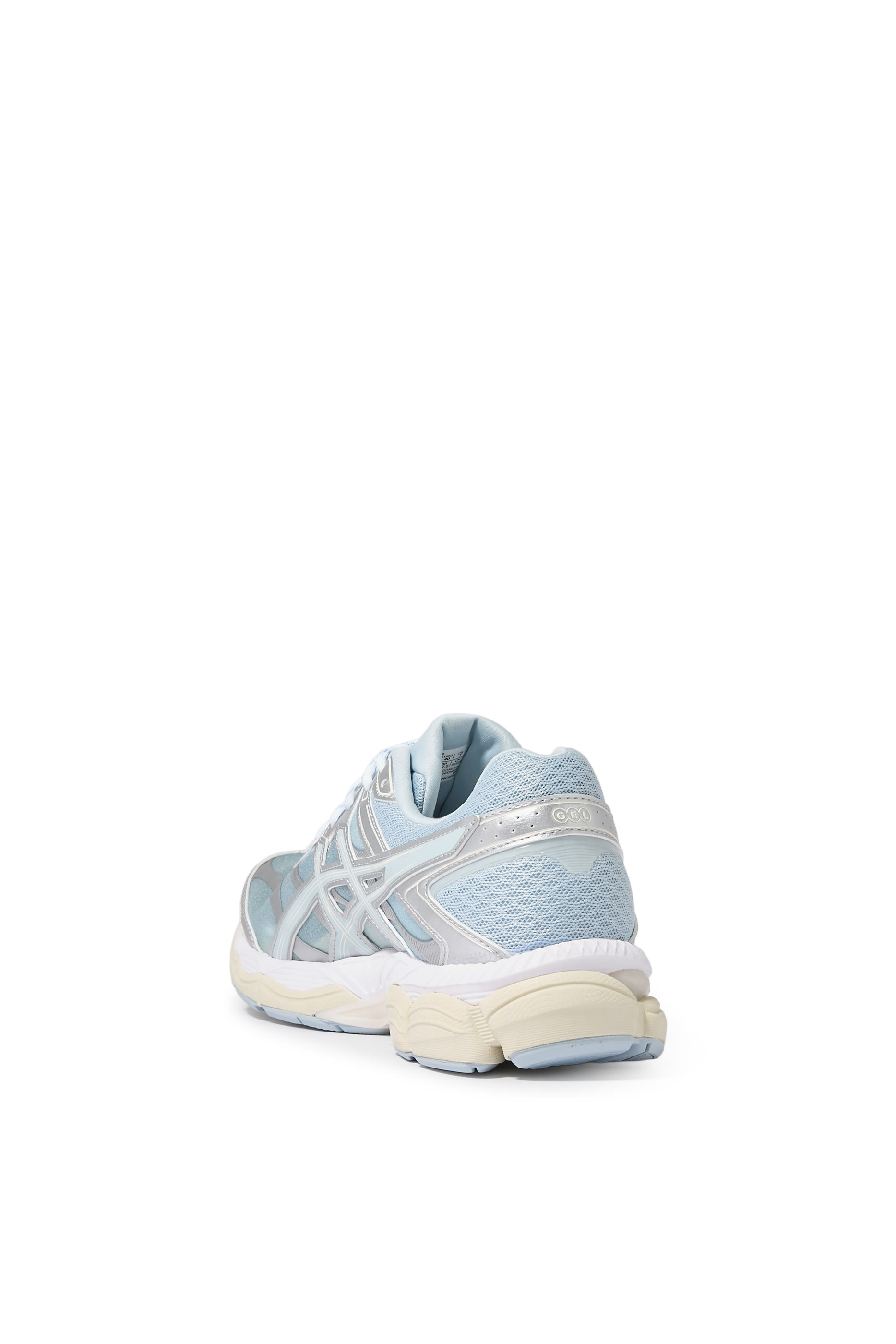 GEL-CUMULUS&trade; 16 Sneakers