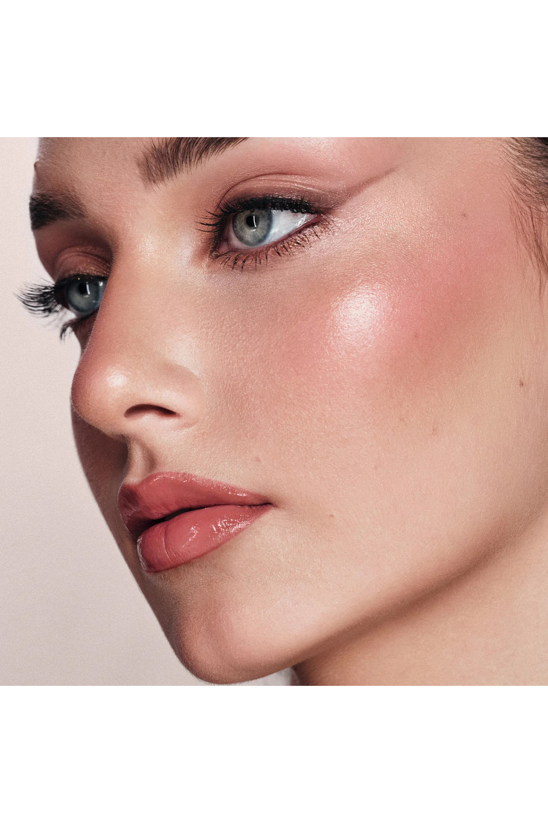 Allure Velvet Glow – Lip to Cheek Cream Blush 