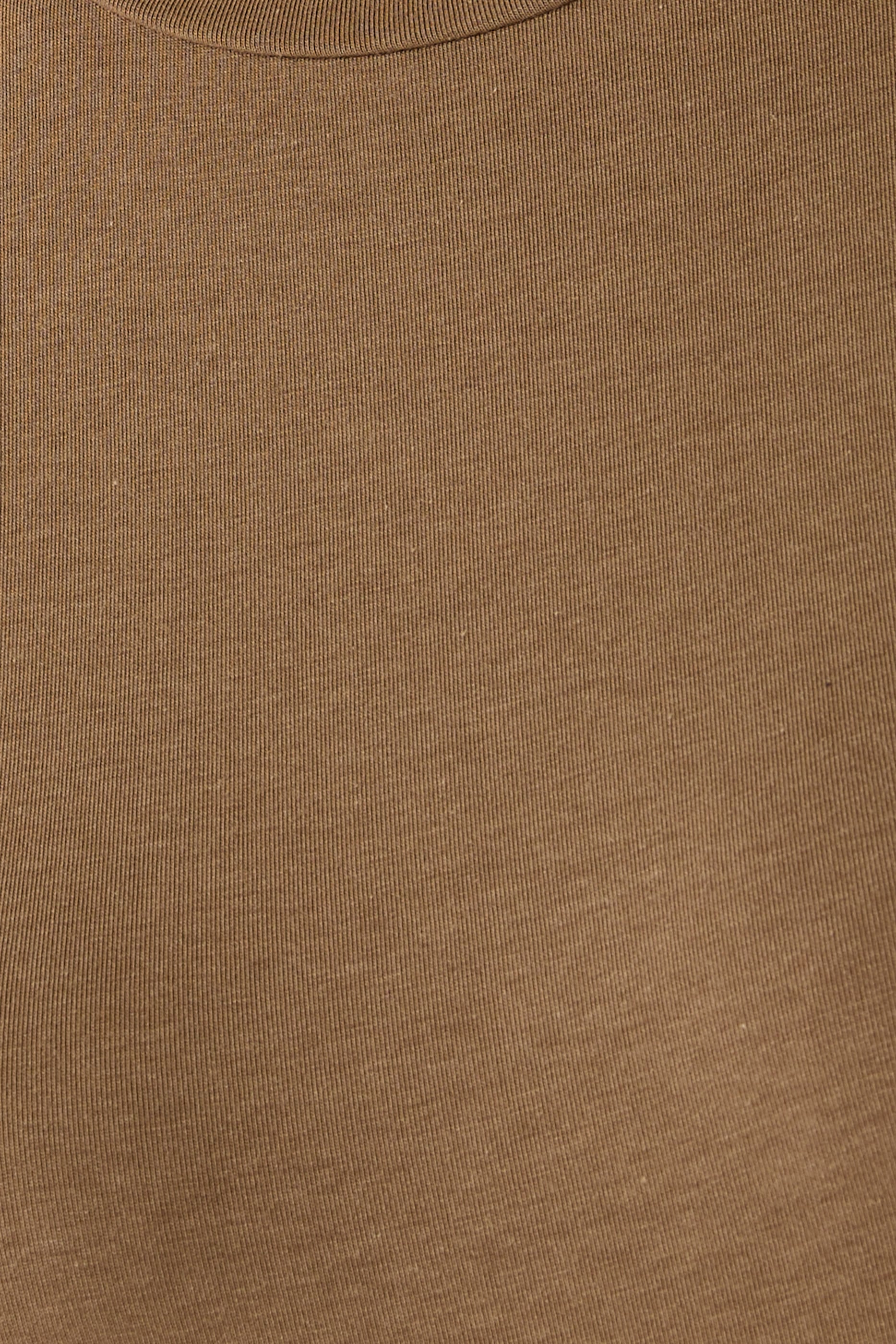 Regina Fitted T-Shirt