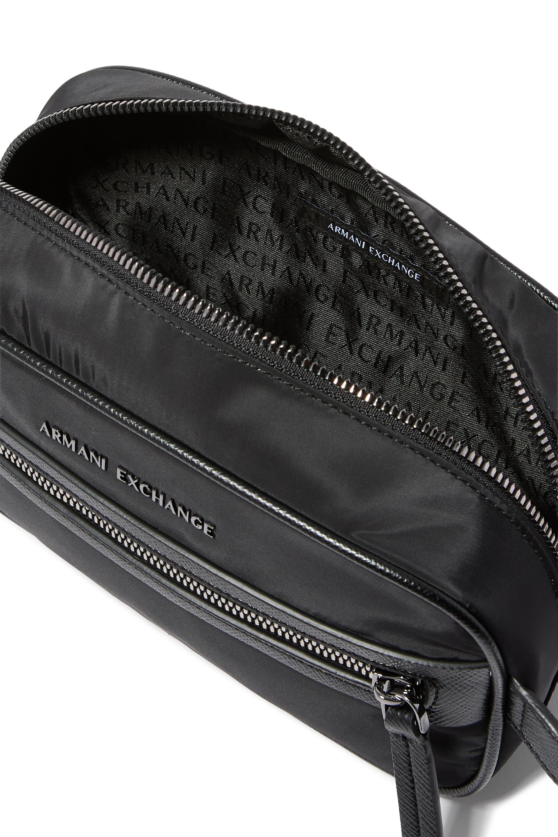 Logo Zip Beauty Case