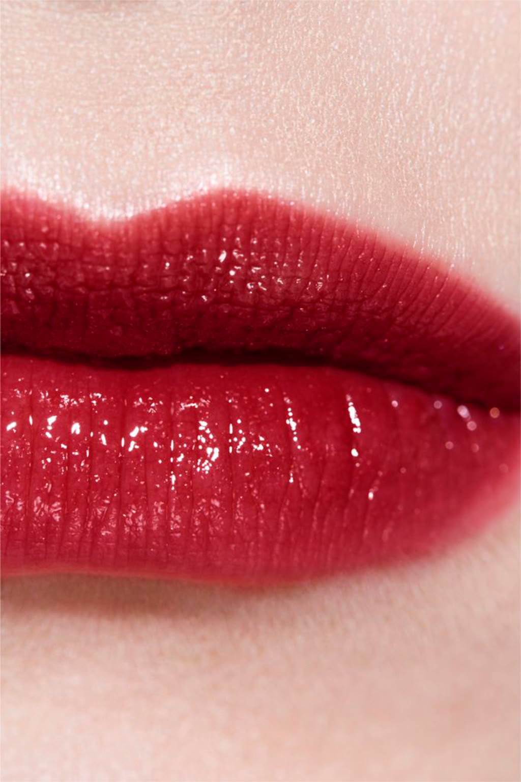 أحمر شفاه ROUGE COCO FLASH Colour, Shine, Intensity In A Flash