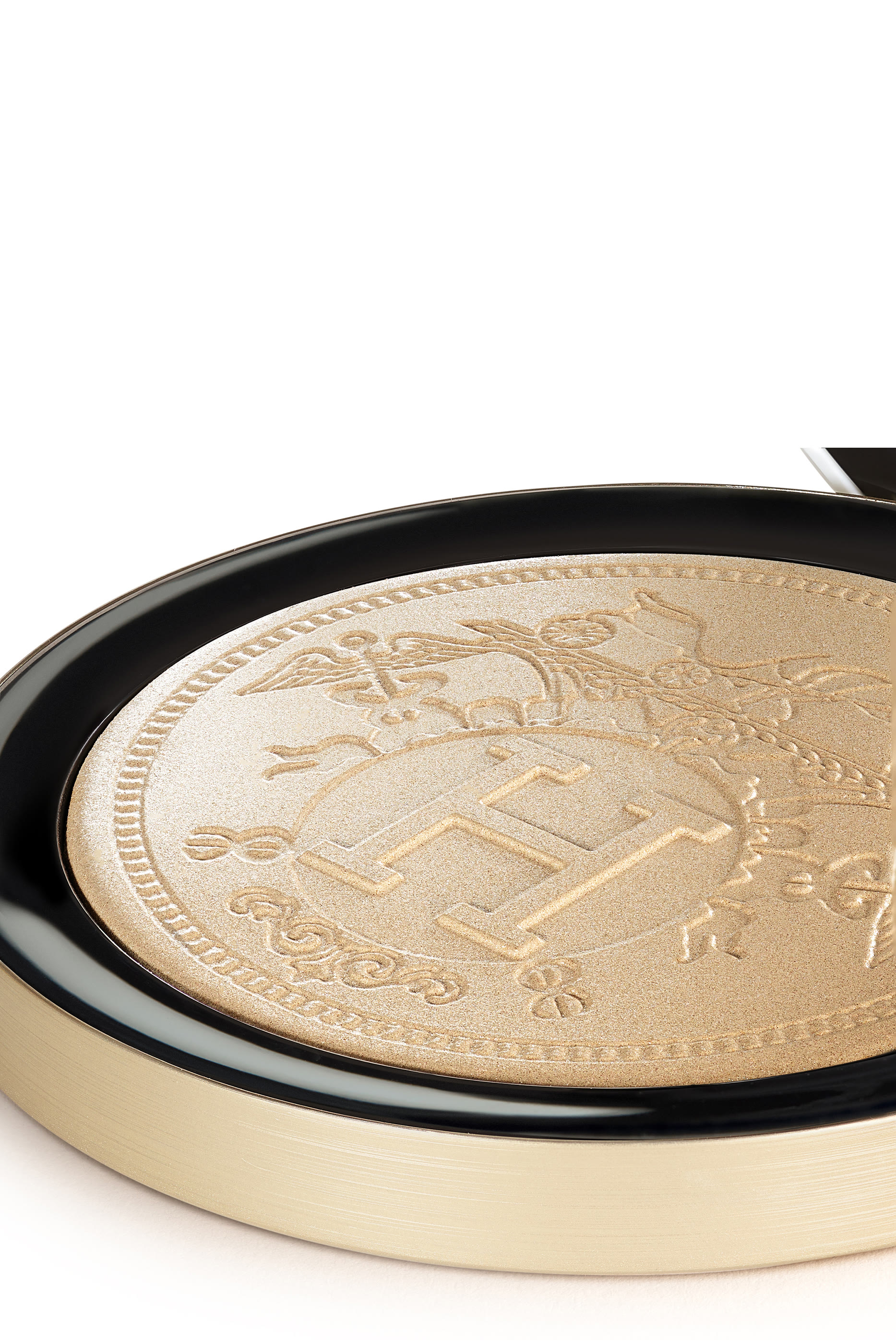 Poudre d’Orfevre Illuminating Powder