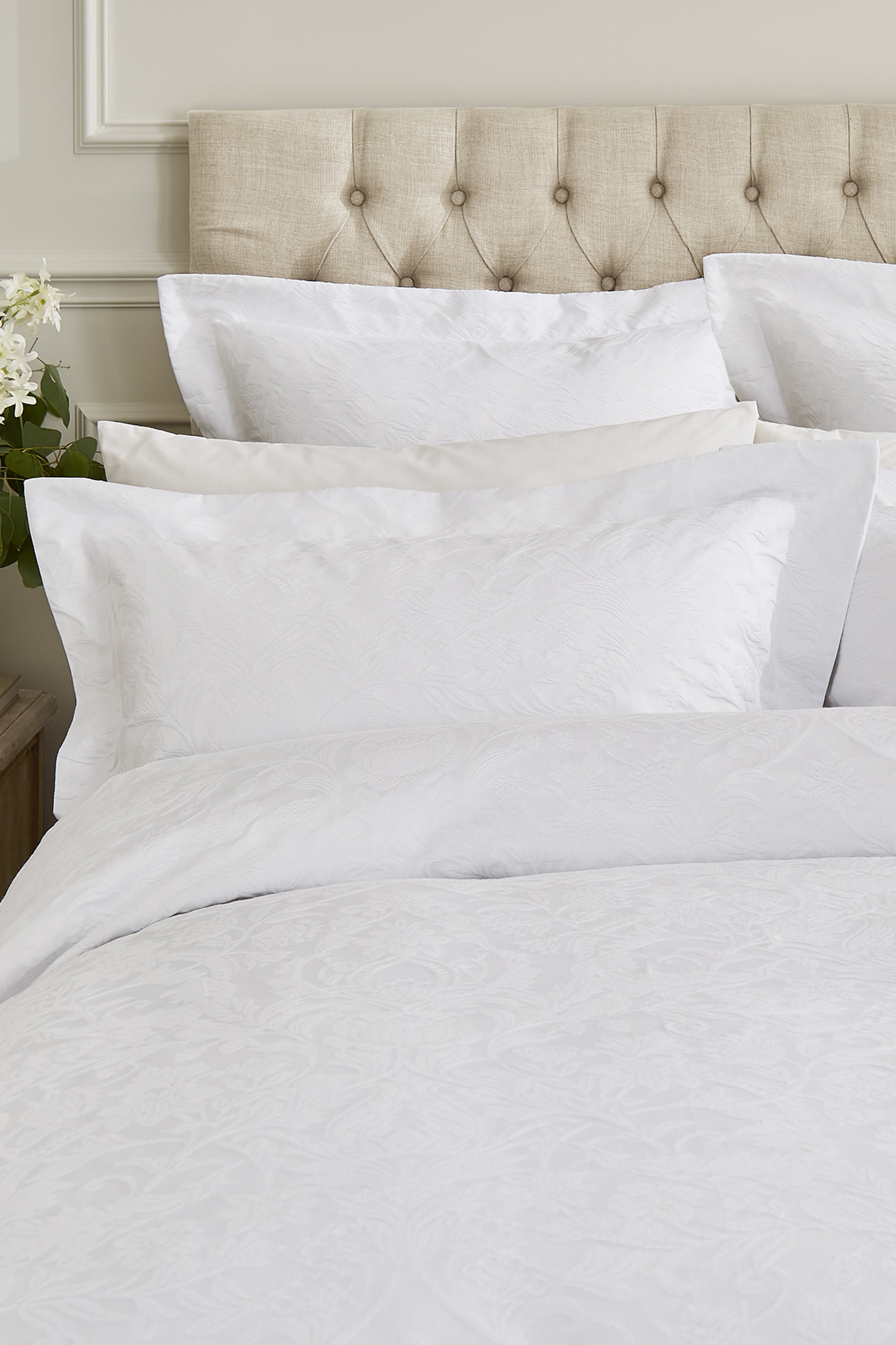 Winchester Duvet Cover & Pillowcase Set