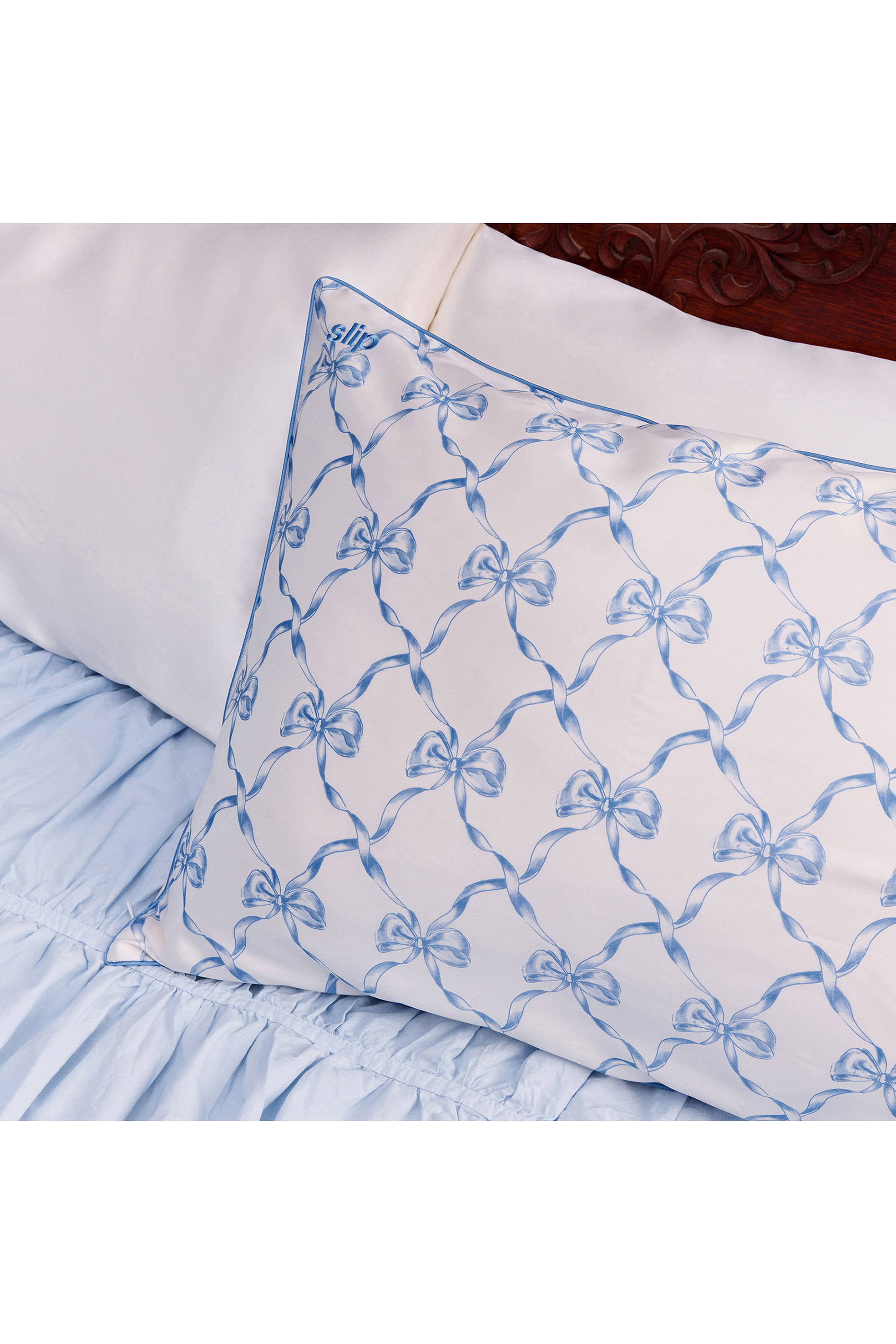 Bowie Queen Zippered Pillowcase