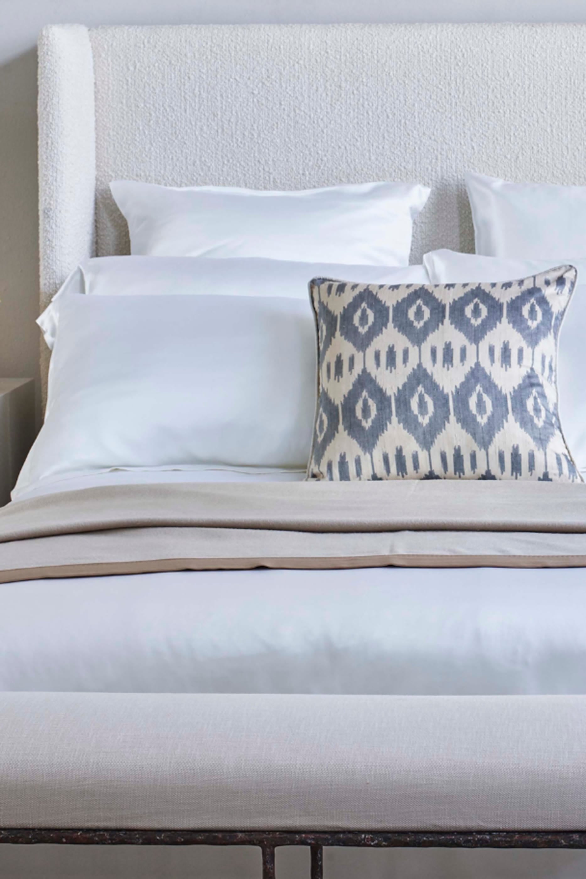 Silk Signature Pillowcase