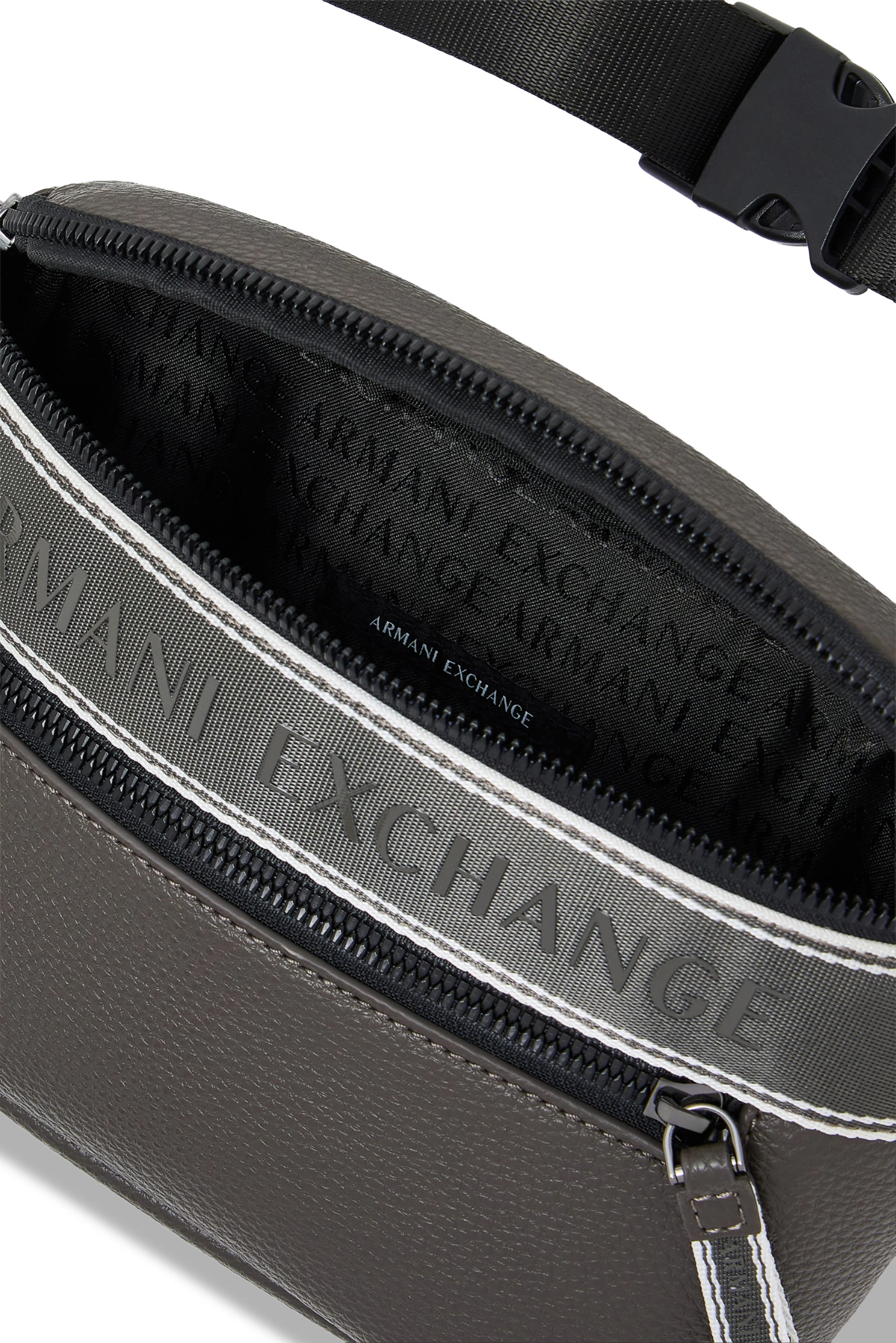 Ian Beauty Case