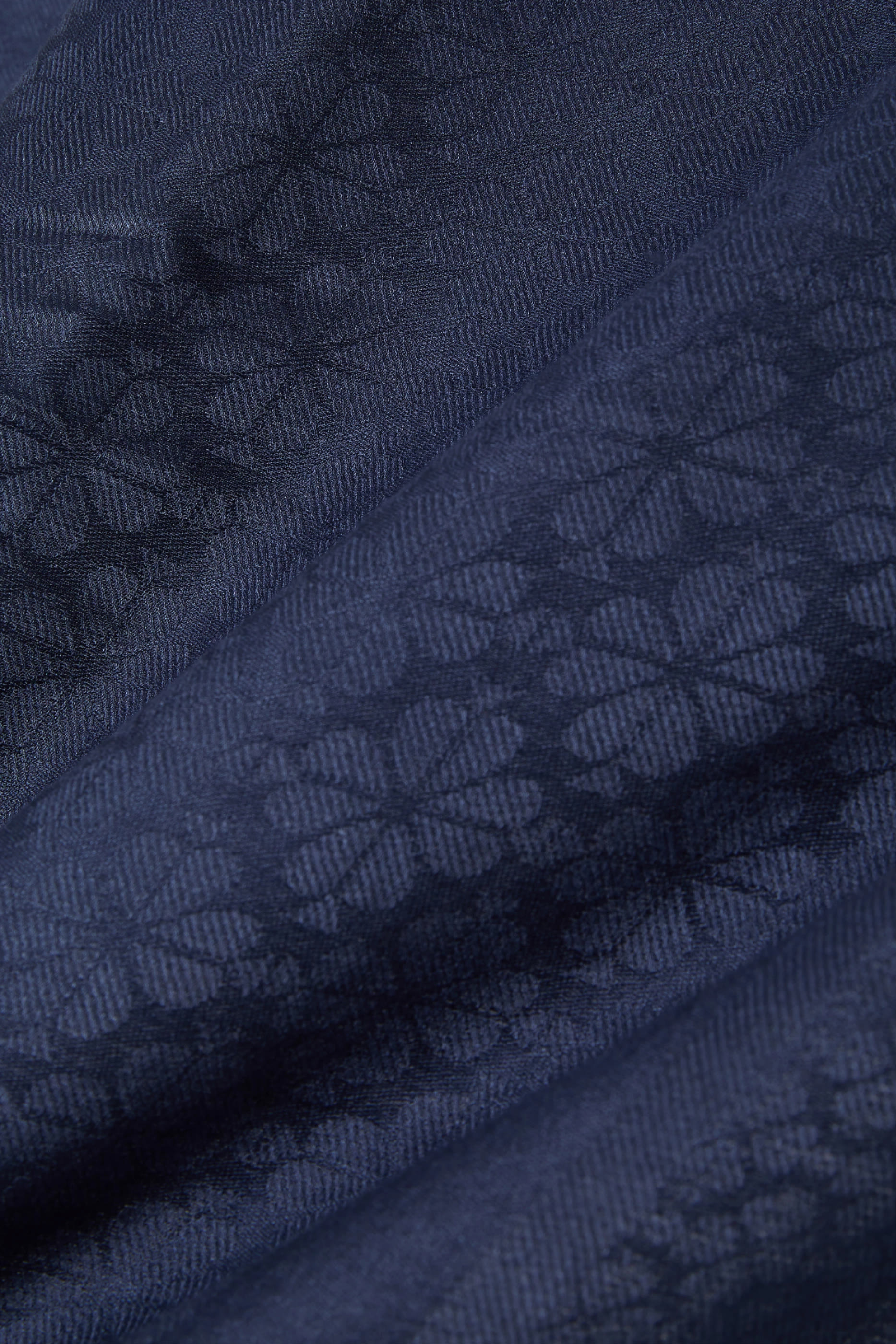 Spade Flower Scarf