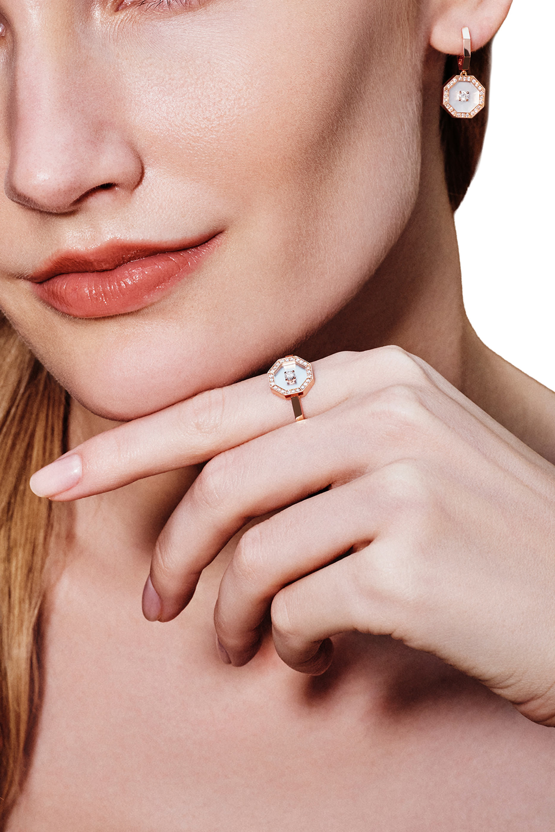 Ahjar Birwaz Ring,18K Rose Gold with Diamonds & Mother of Pearl