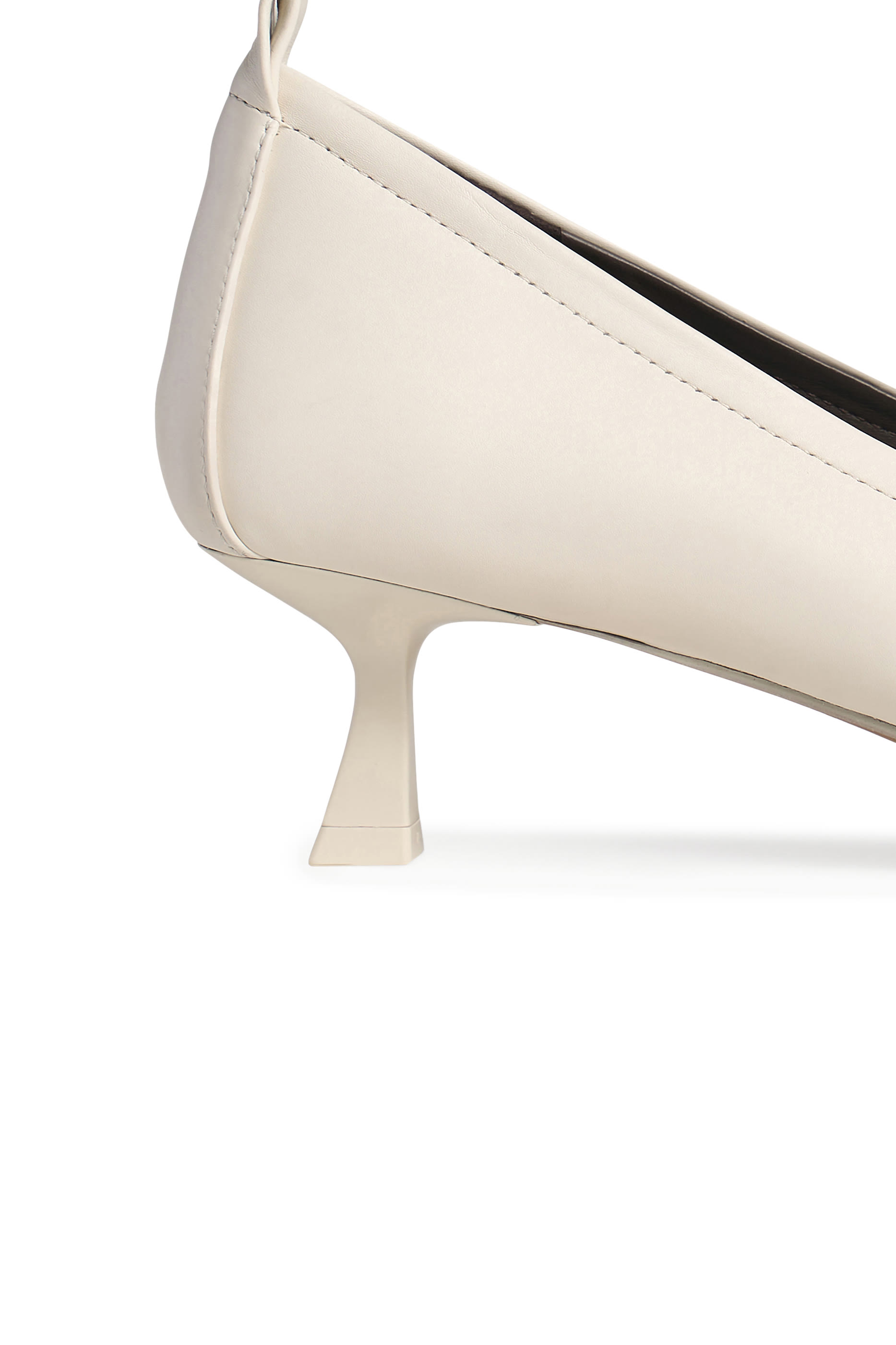 X GI 45 Leather Pumps