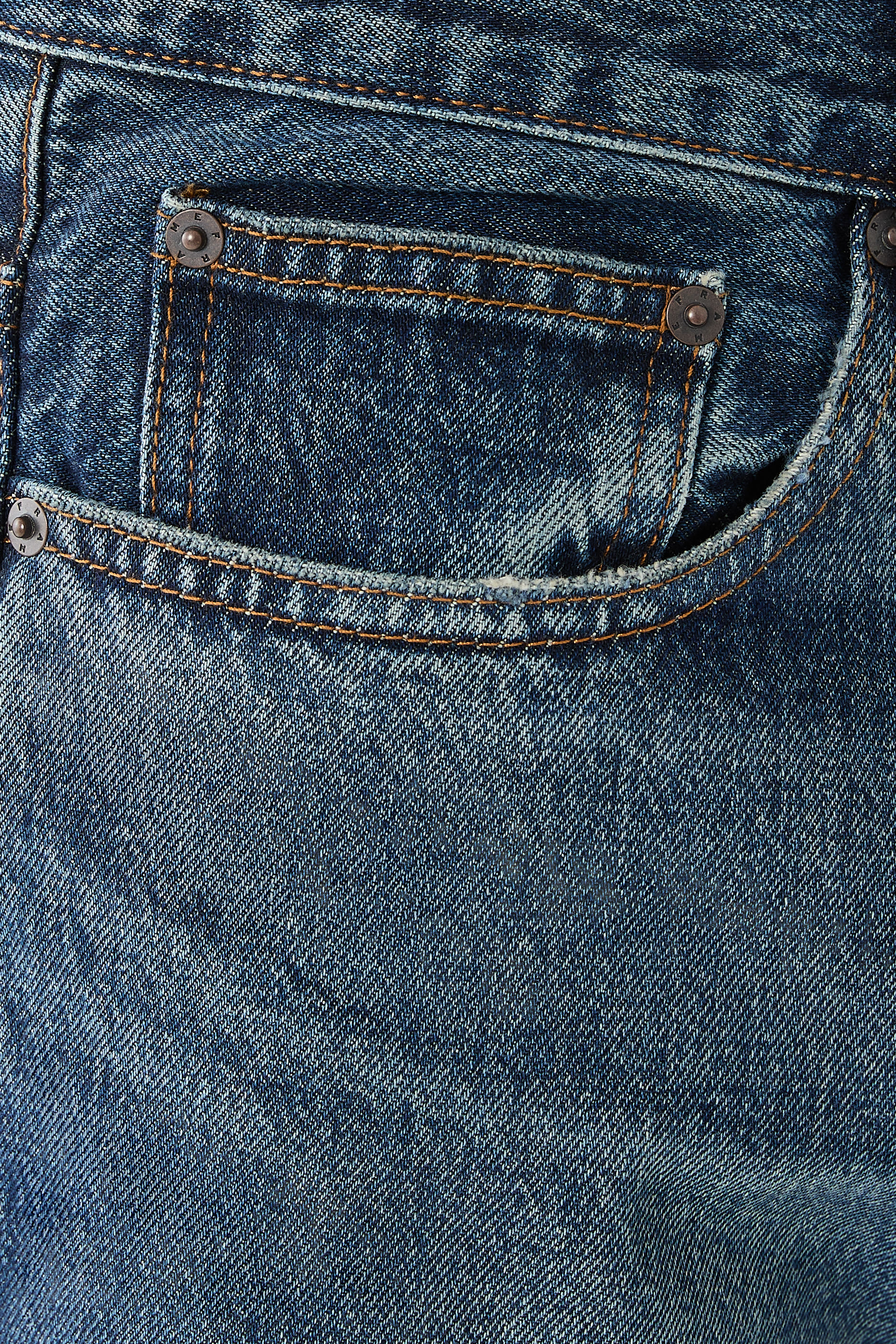 Straight Jeans