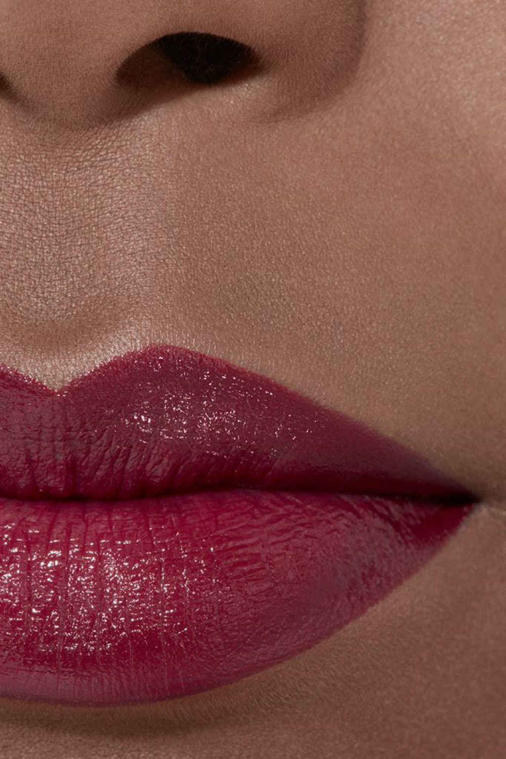 مرطِّب و ملون للشفاه ROUGE ALLURE